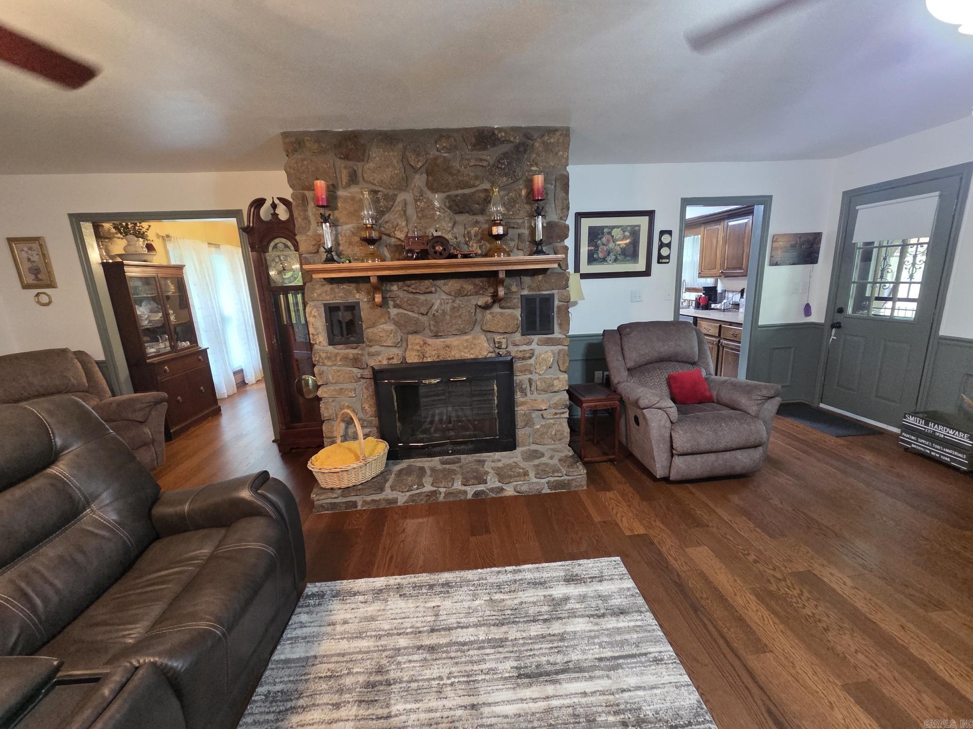 1402 Holmes Road Property Photo 14