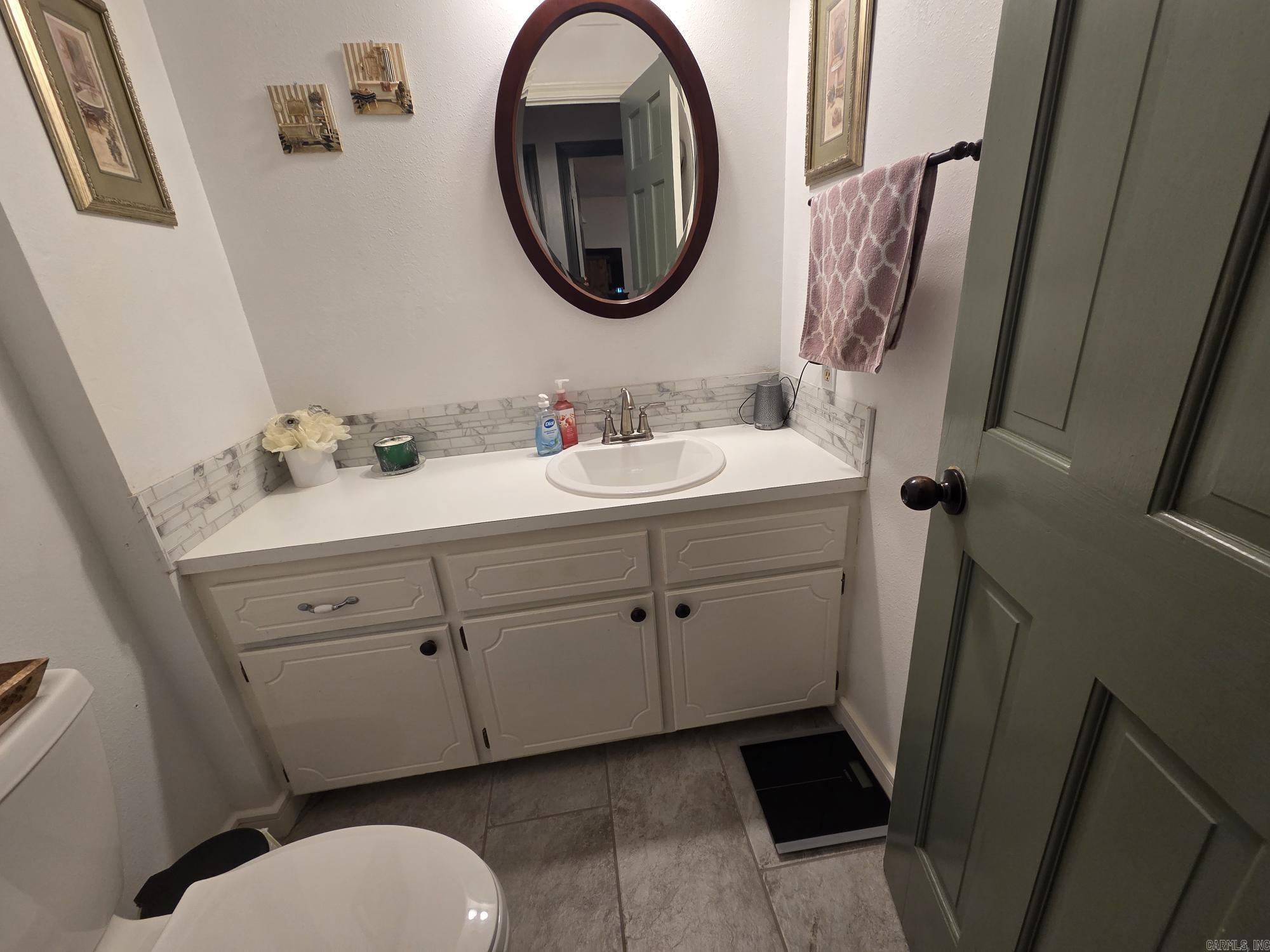 1402 Holmes Road Property Photo 17