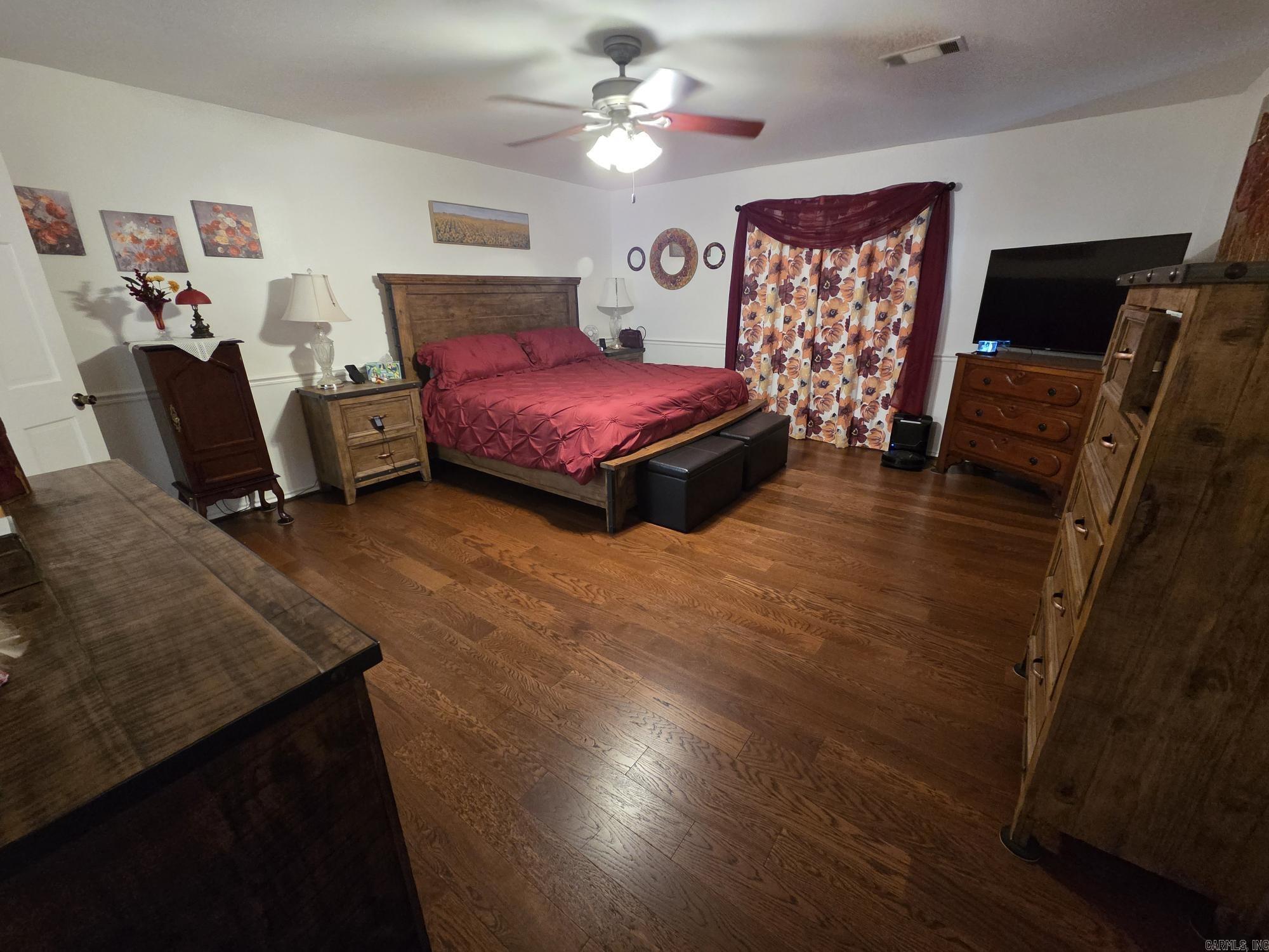 1402 Holmes Road Property Photo 18