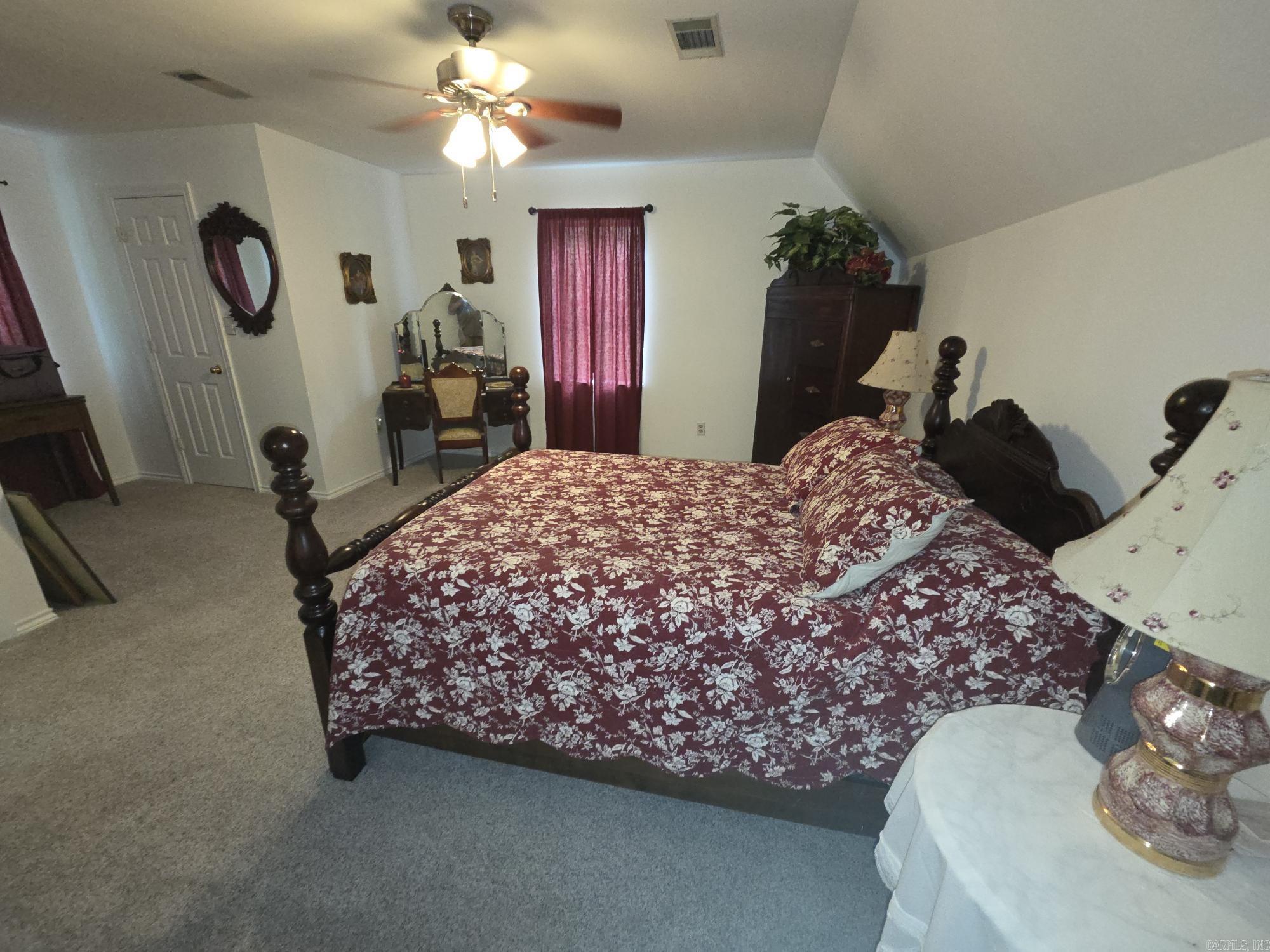 1402 Holmes Road Property Photo 26