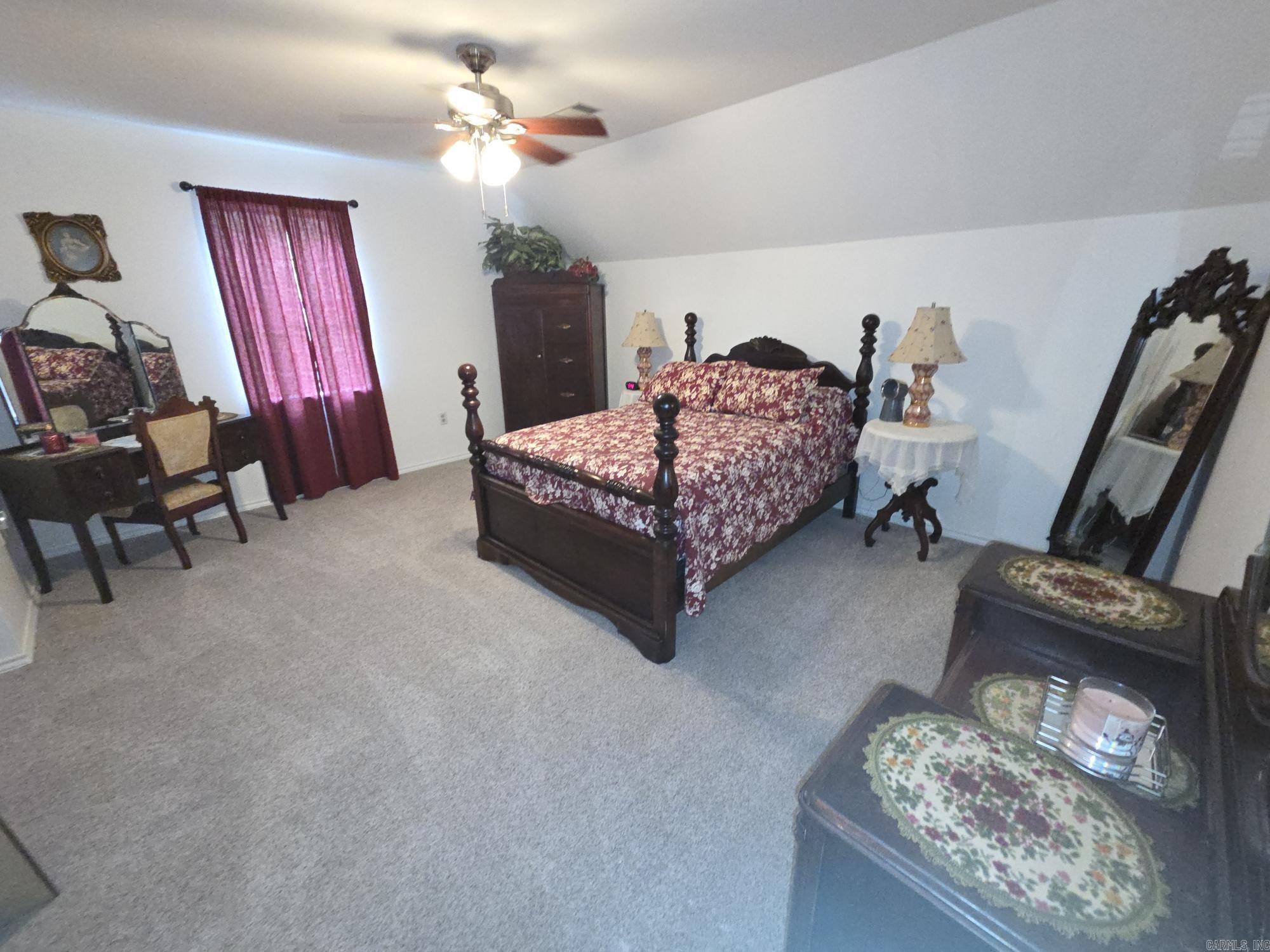 1402 Holmes Road Property Photo 34