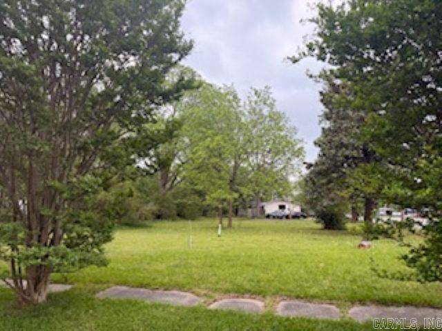 33 S And 201 E Pine Street Property Photo 4