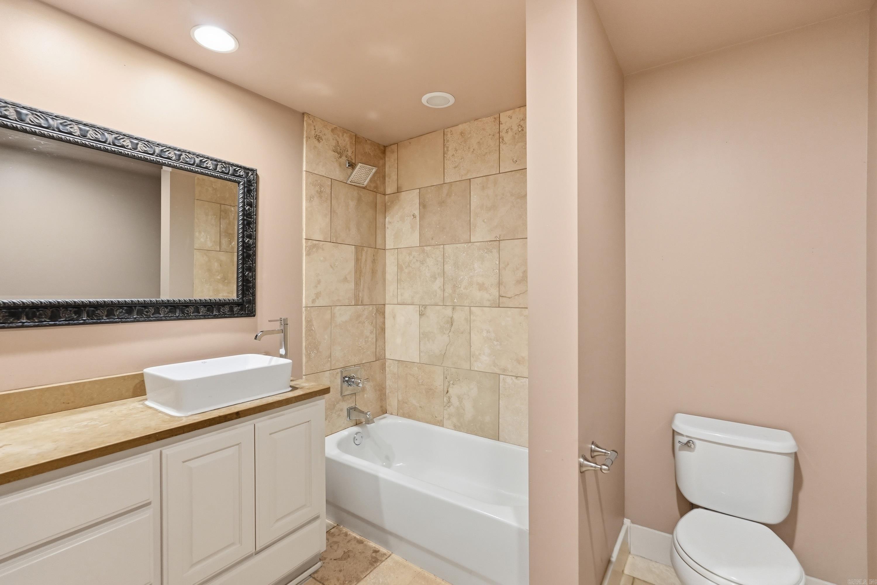 122 E Main Street C Property Photo 12