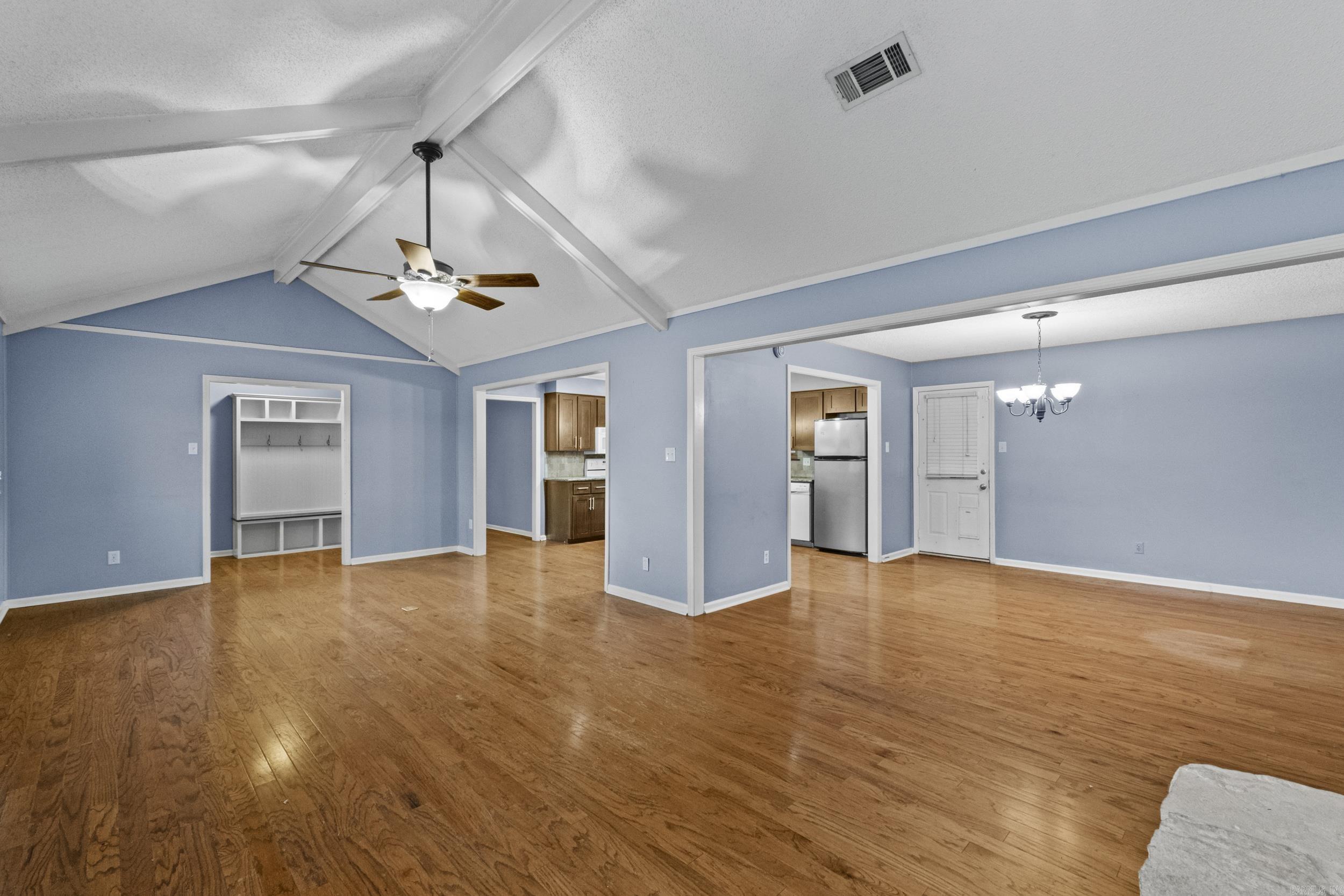 1 Devon Lane Property Photo 18