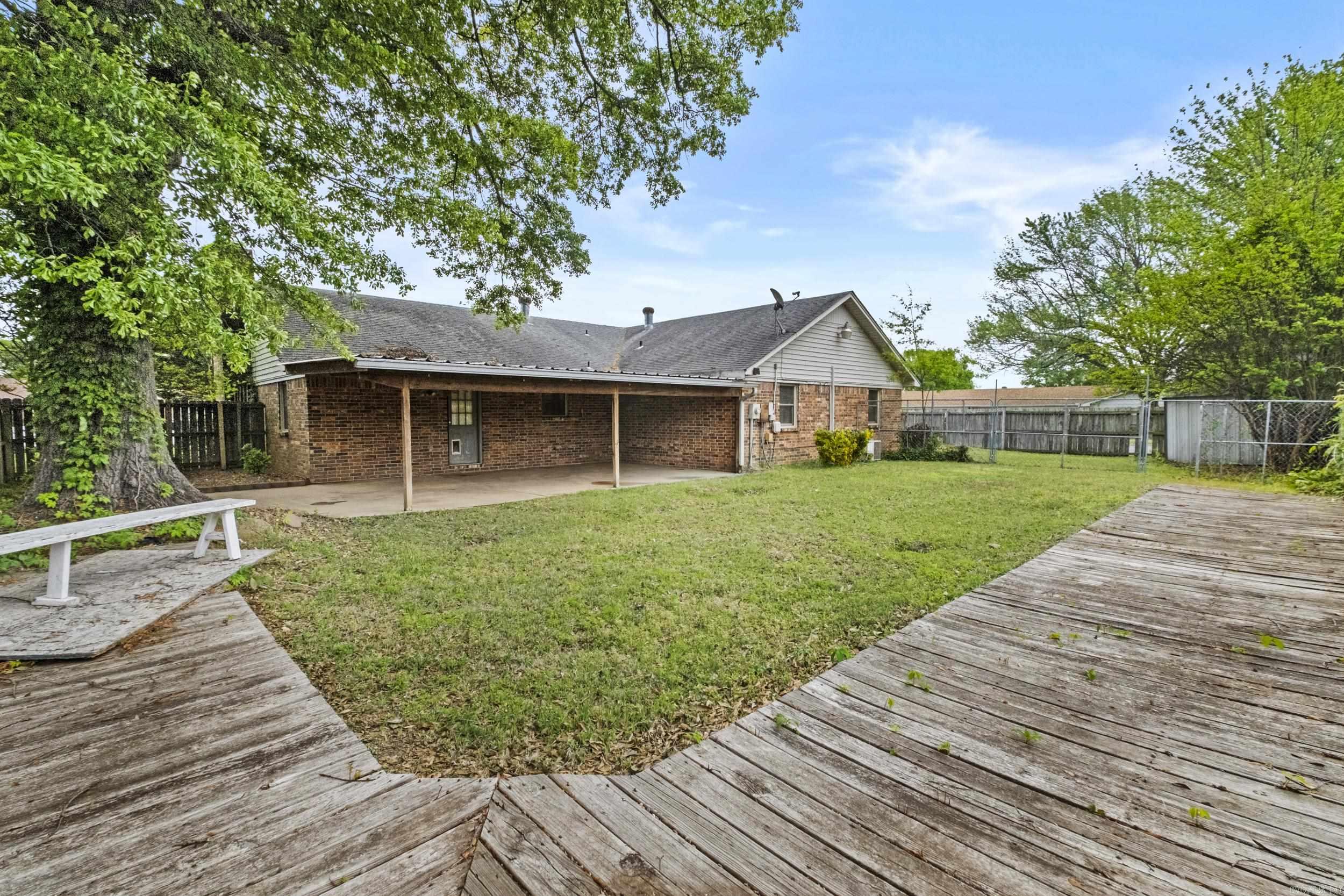 1 Devon Lane Property Photo 24