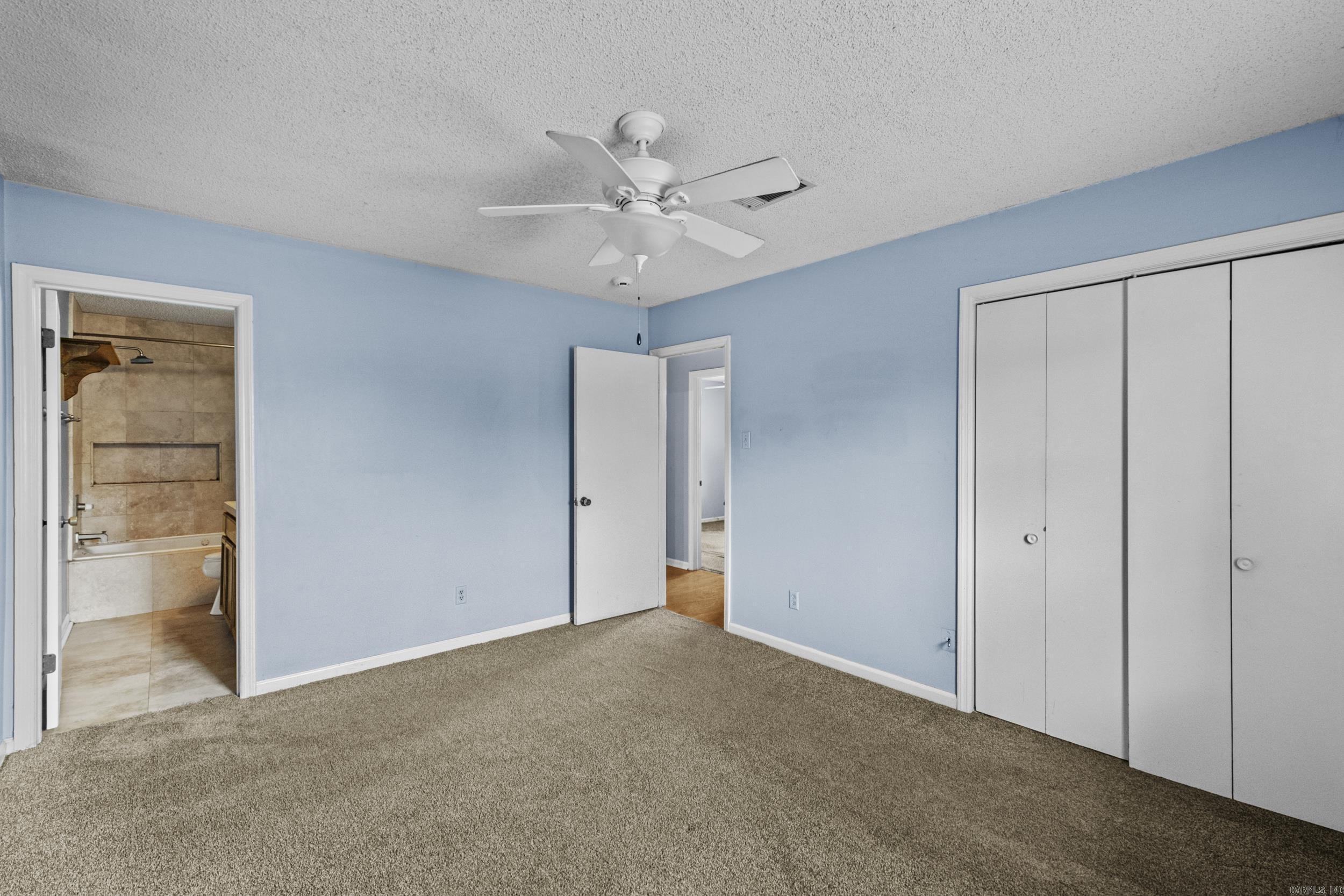 1 Devon Lane Property Photo 27