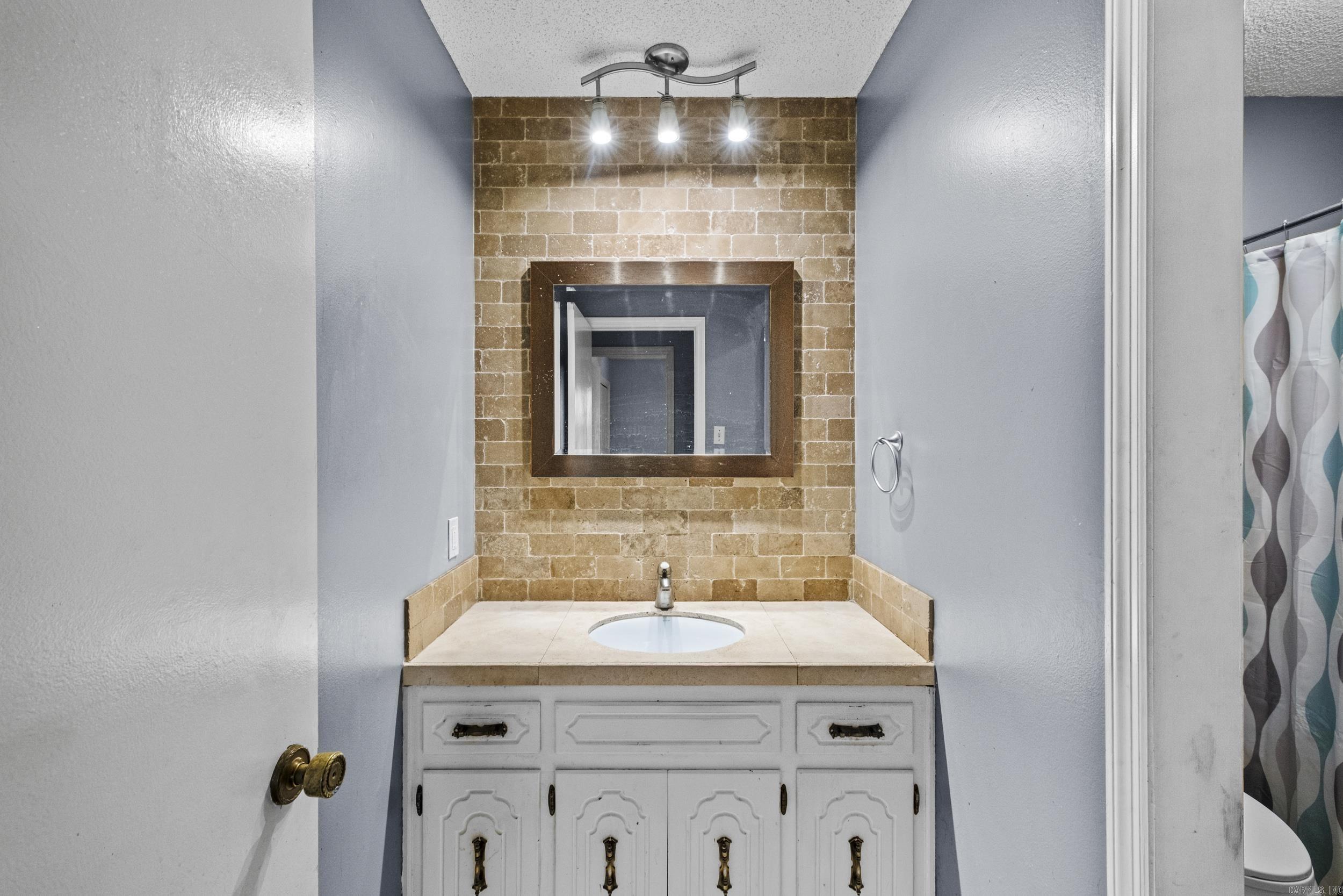 1 Devon Lane Property Photo 39