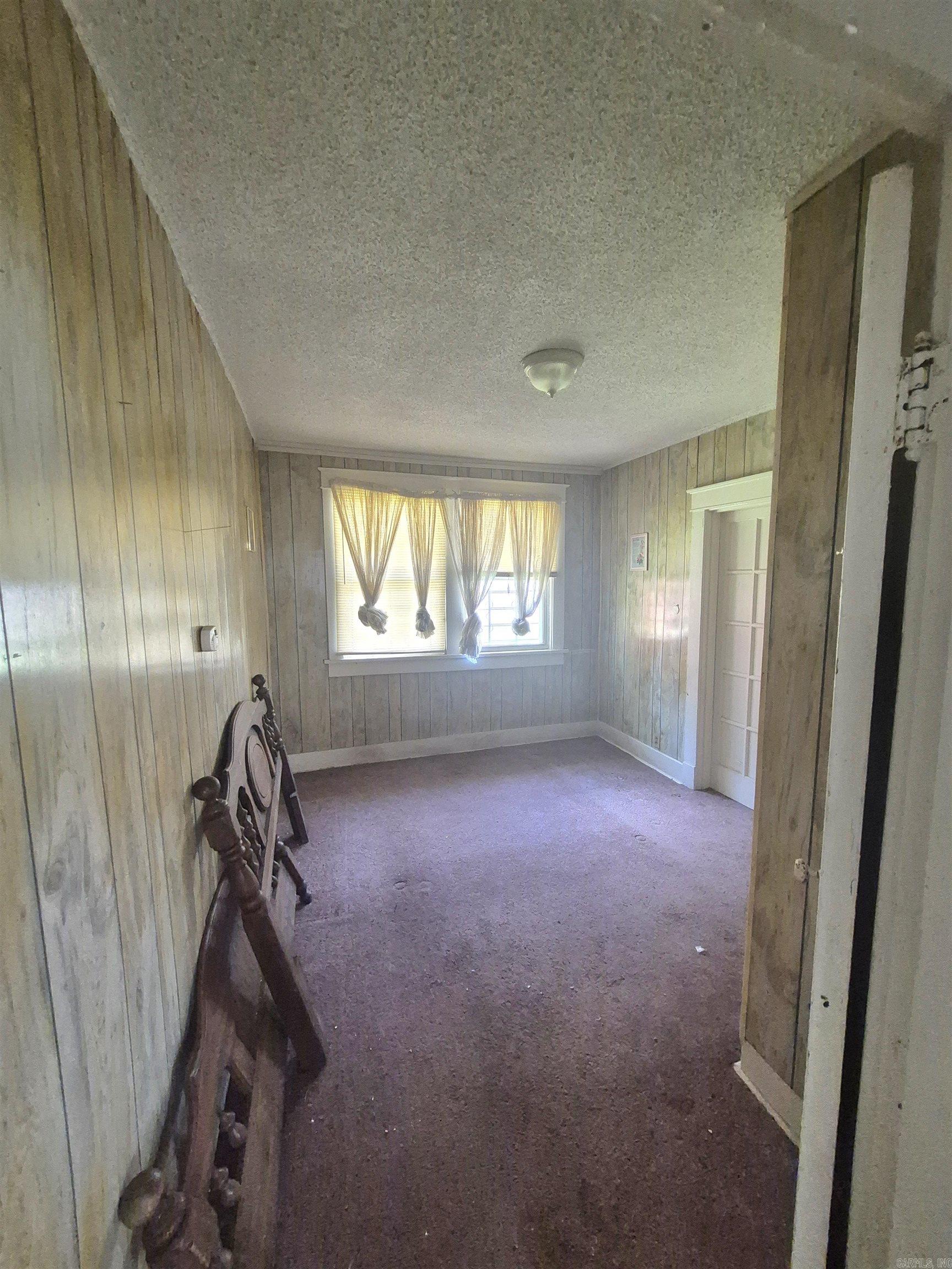 3904 W 11 Street Property Photo 6