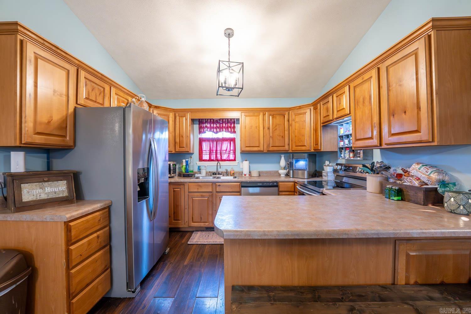 414 Carpenter Road Property Photo 4
