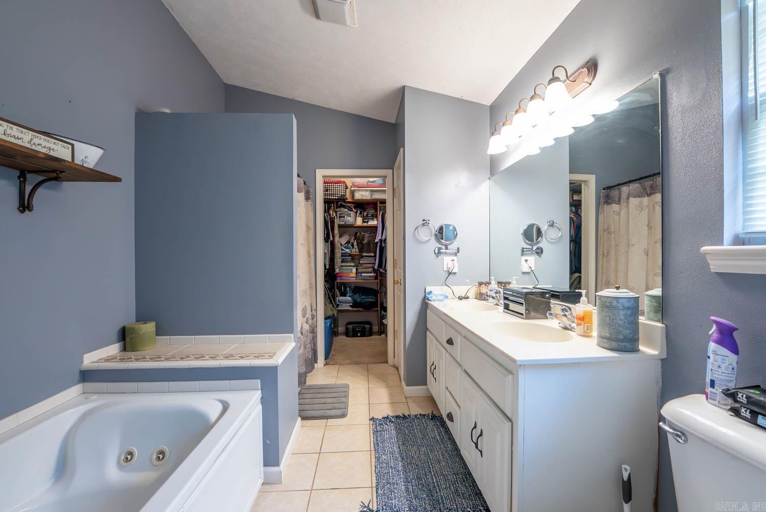 414 Carpenter Road Property Photo 19