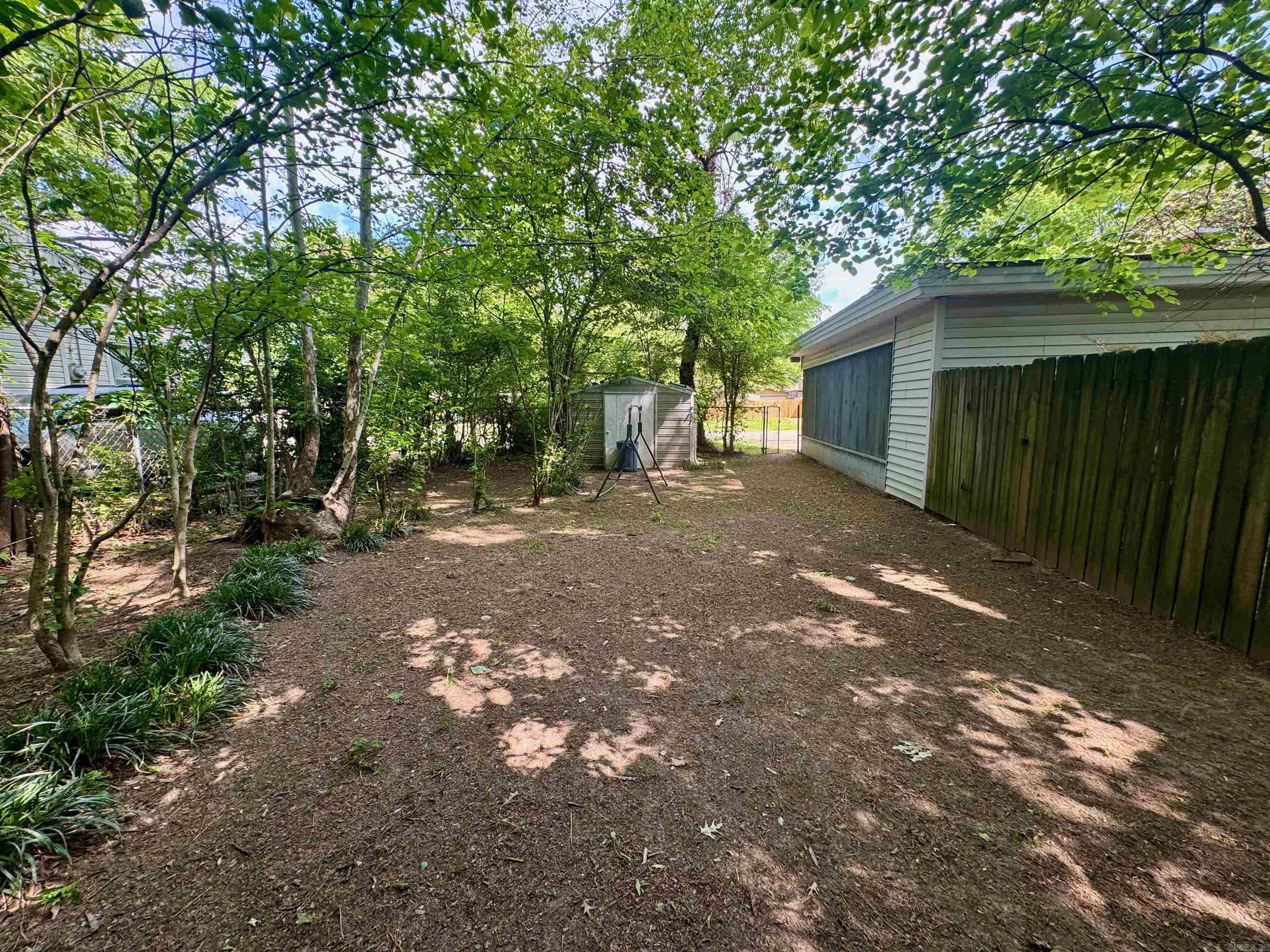 1237 Vine Street Property Photo 18