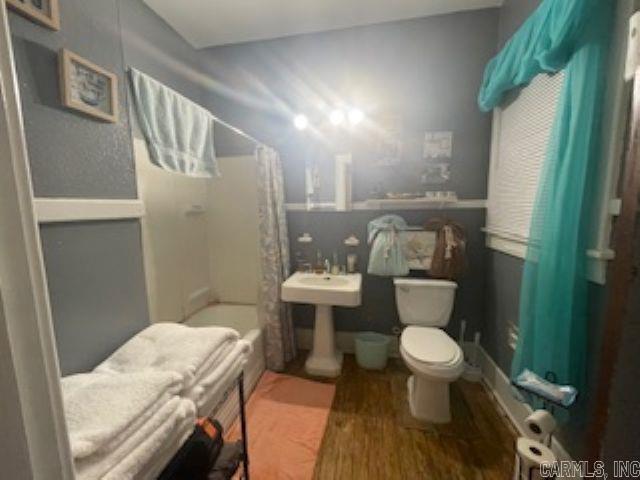 910 & 913 W 13th Avenue Property Photo 11