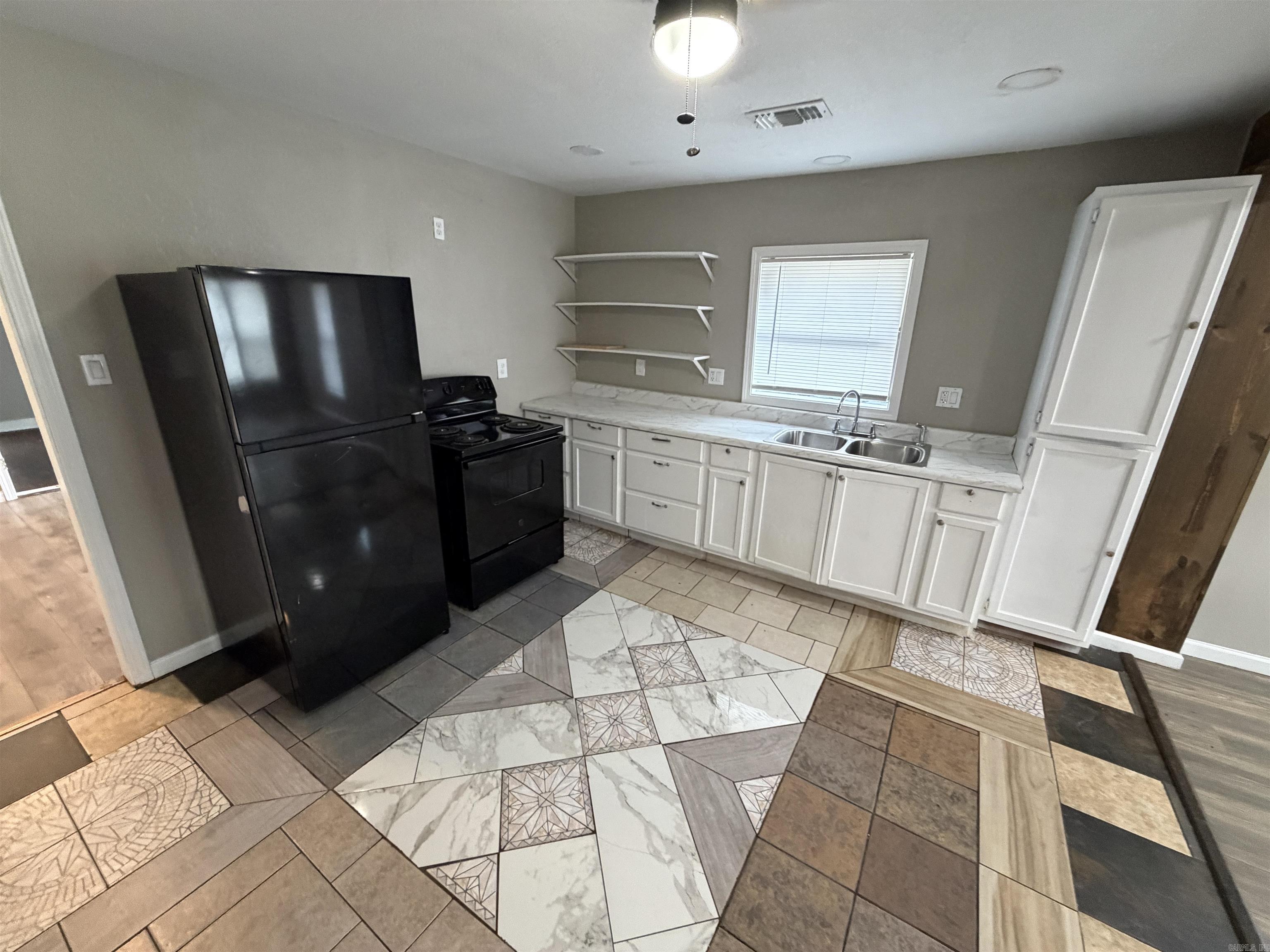 1412 Monroe Avenue Property Photo 3