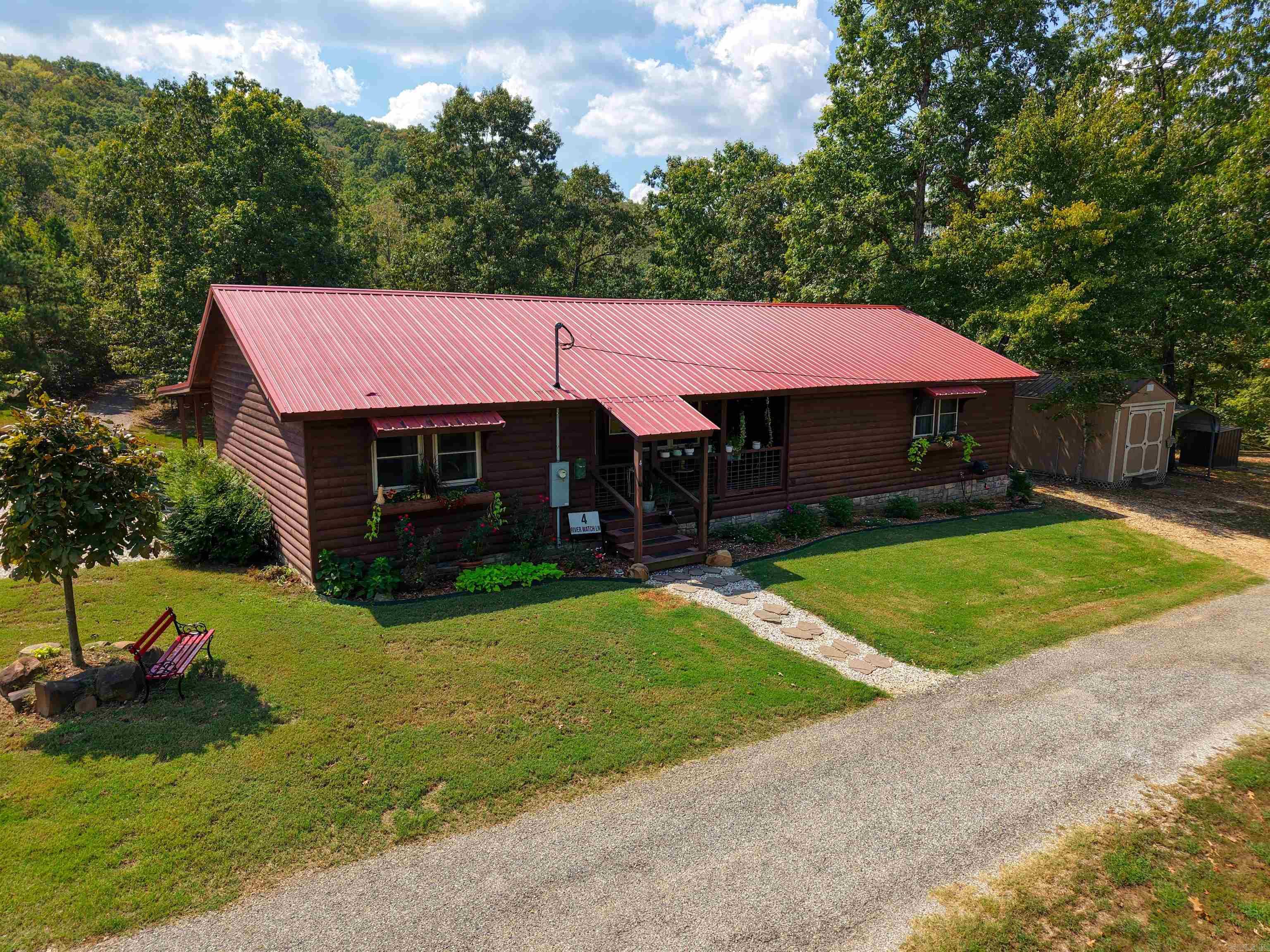 4 River Watch Lane Property Photo 1