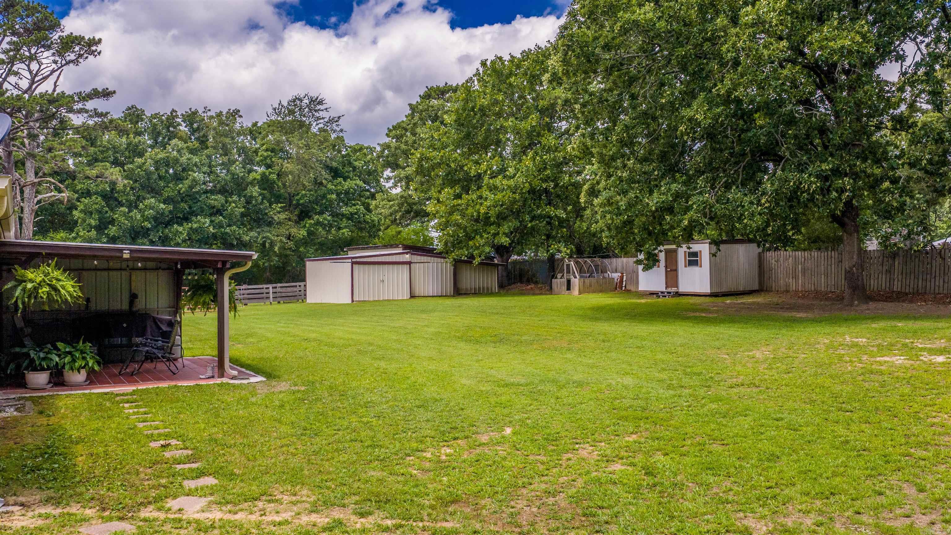 9 Hensley Drive Property Photo 7