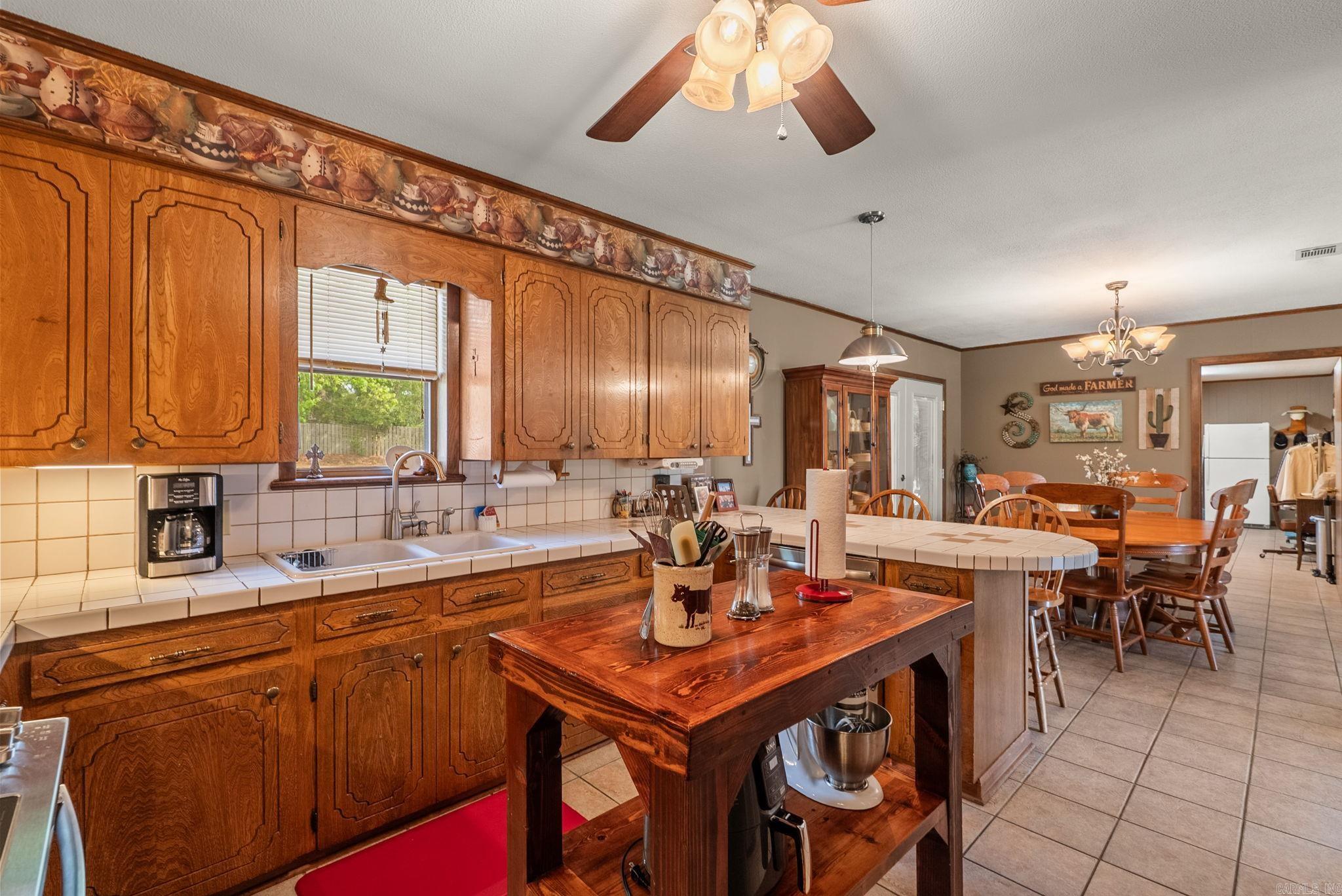 9 Hensley Drive Property Photo 11