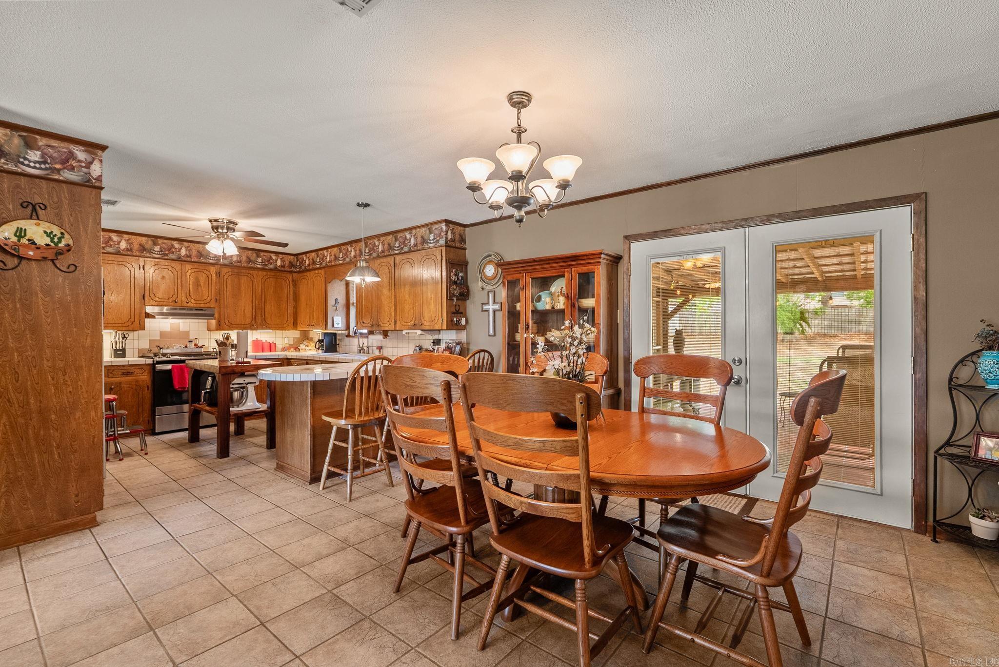 9 Hensley Drive Property Photo 12