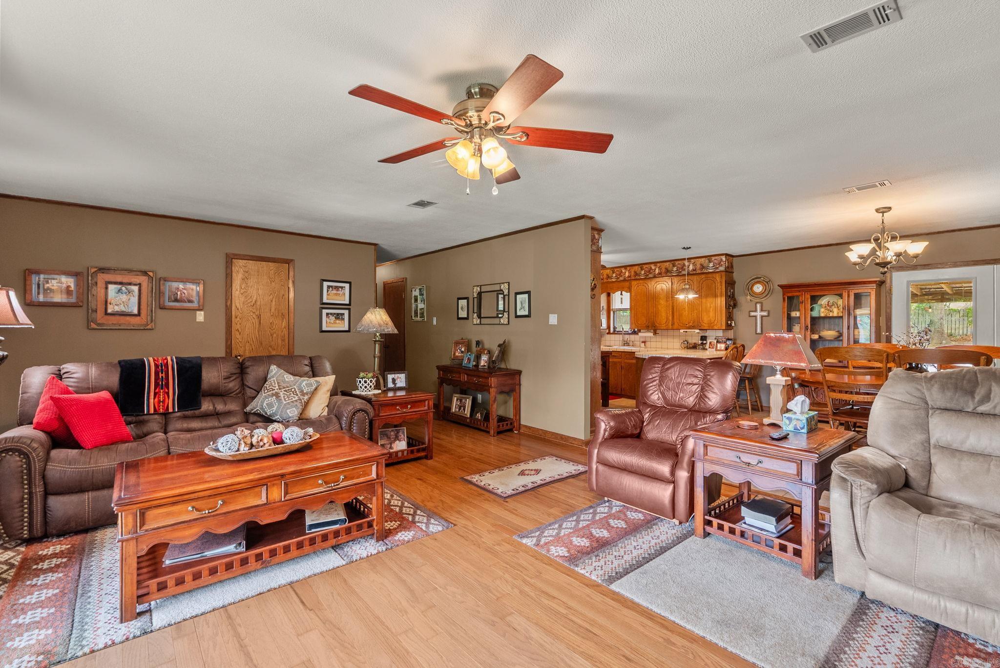 9 Hensley Drive Property Photo 13
