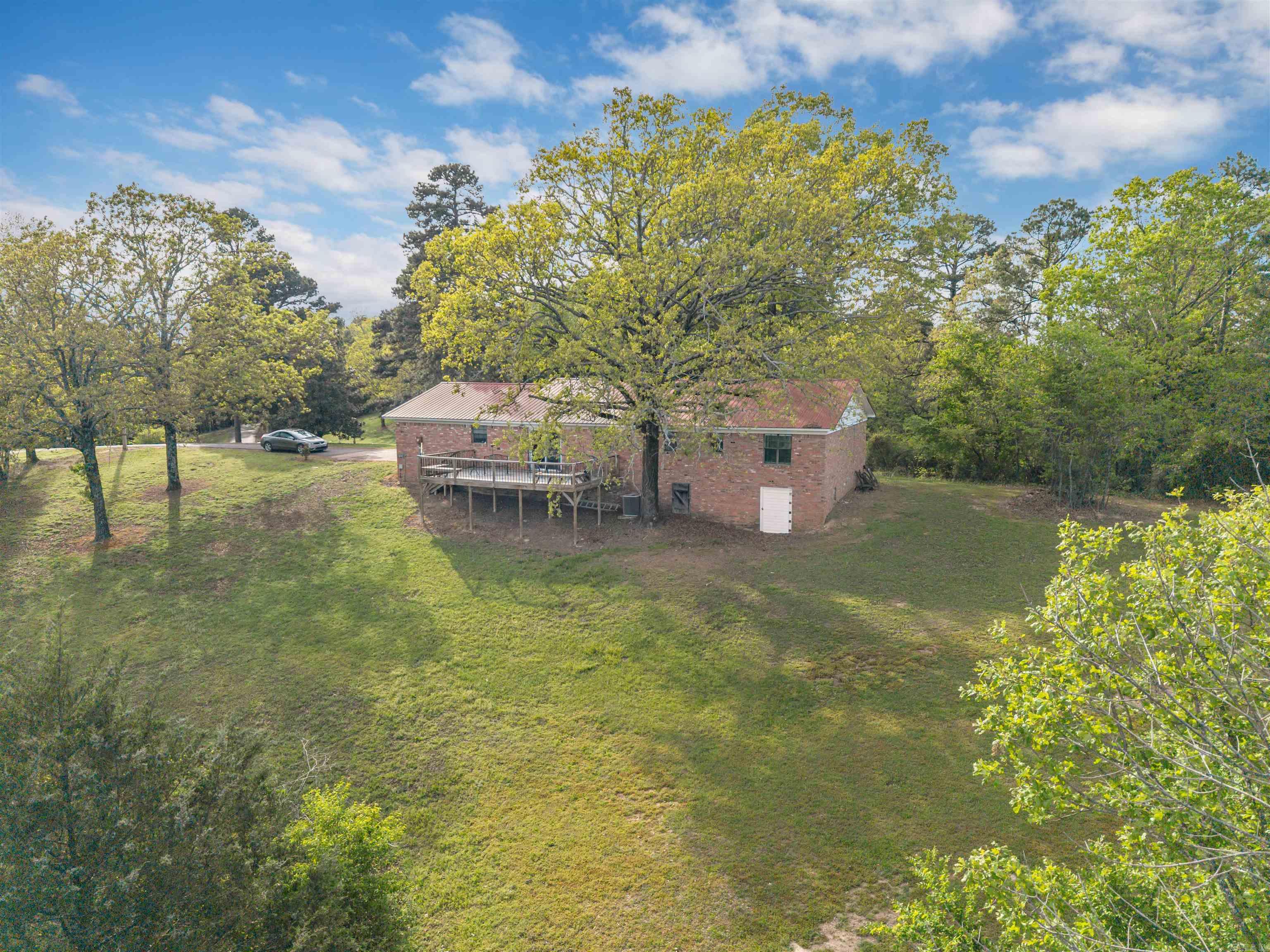 244 Pearson Road Property Photo 4