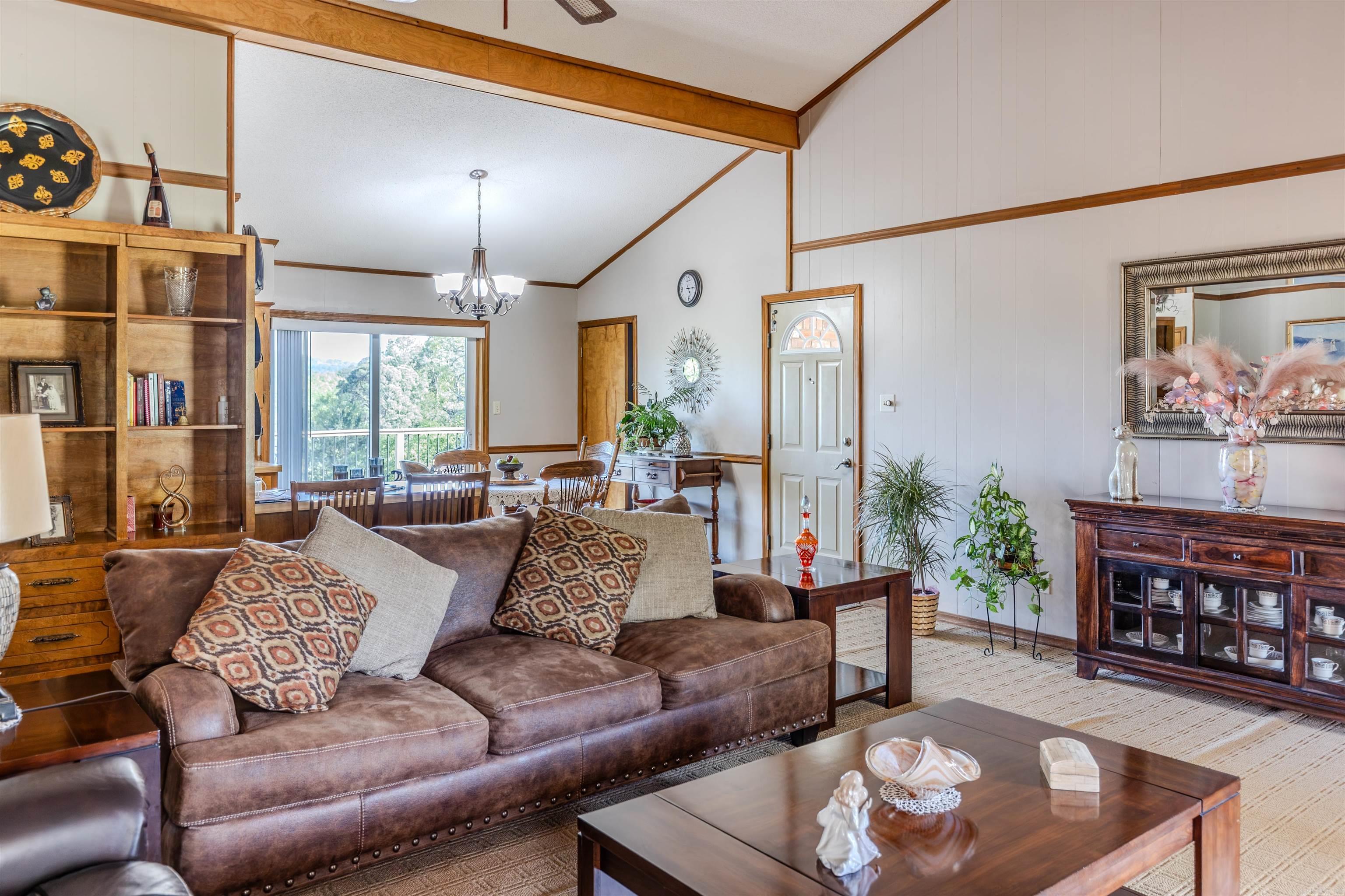 244 Pearson Road Property Photo 8