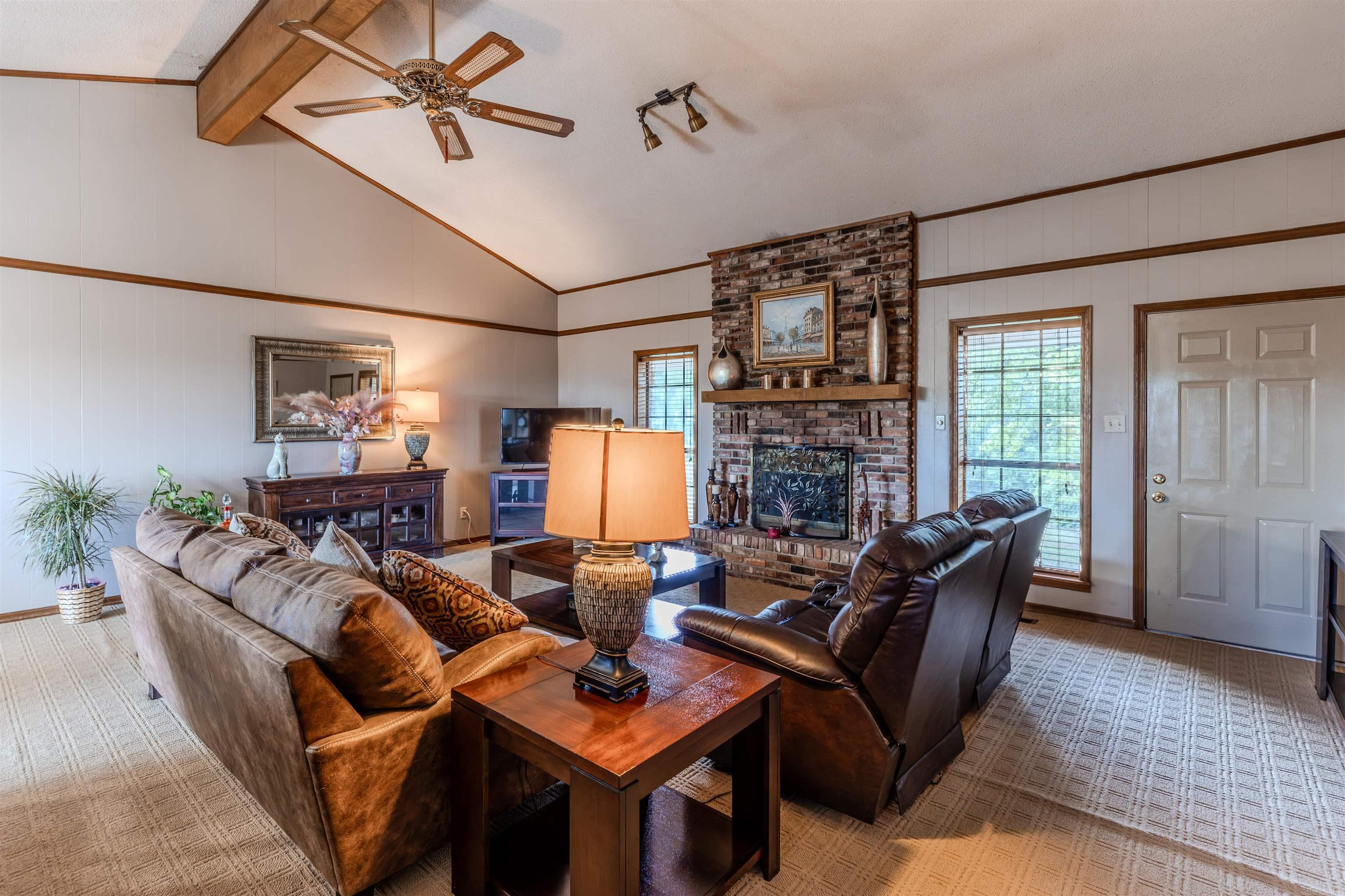 244 Pearson Road Property Photo 12