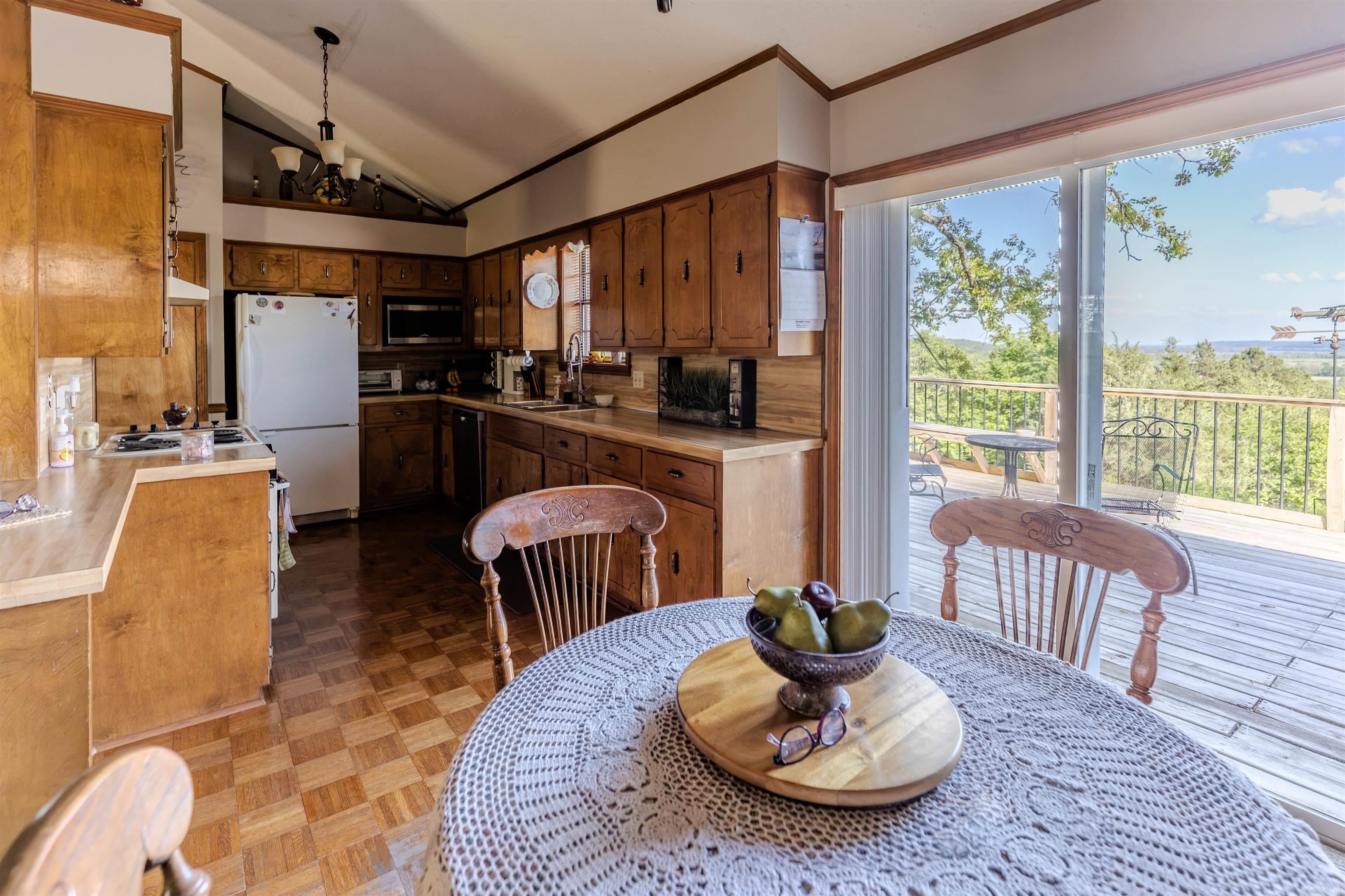 244 Pearson Road Property Photo 15