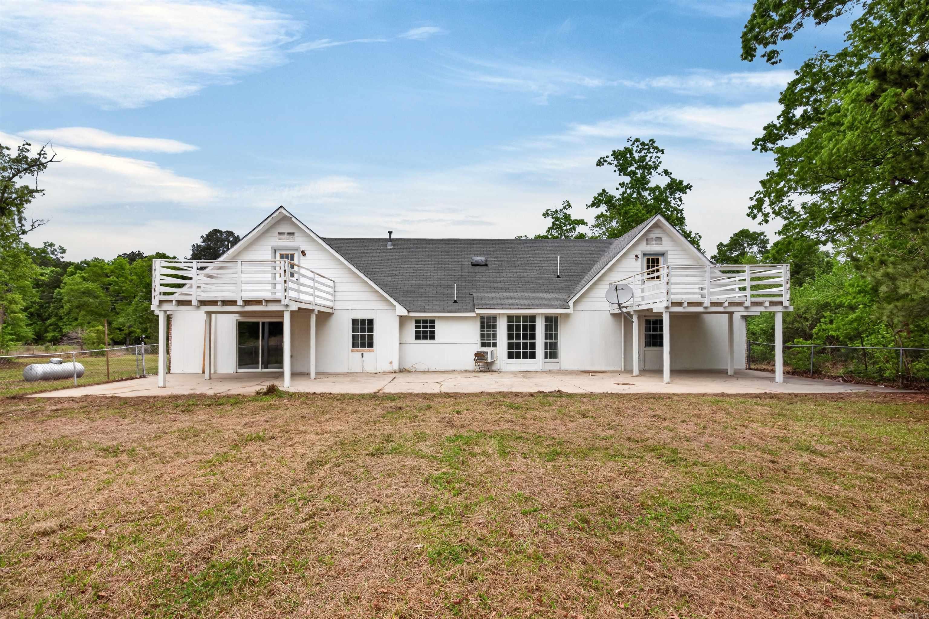 1480 W Highway 70 Property Photo 5
