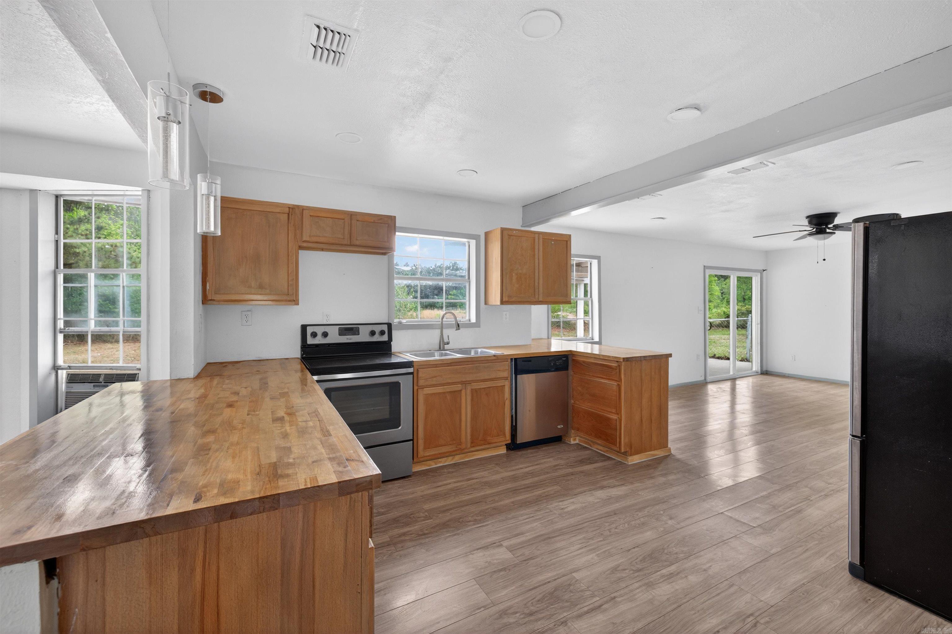 1480 W Highway 70 Property Photo 12