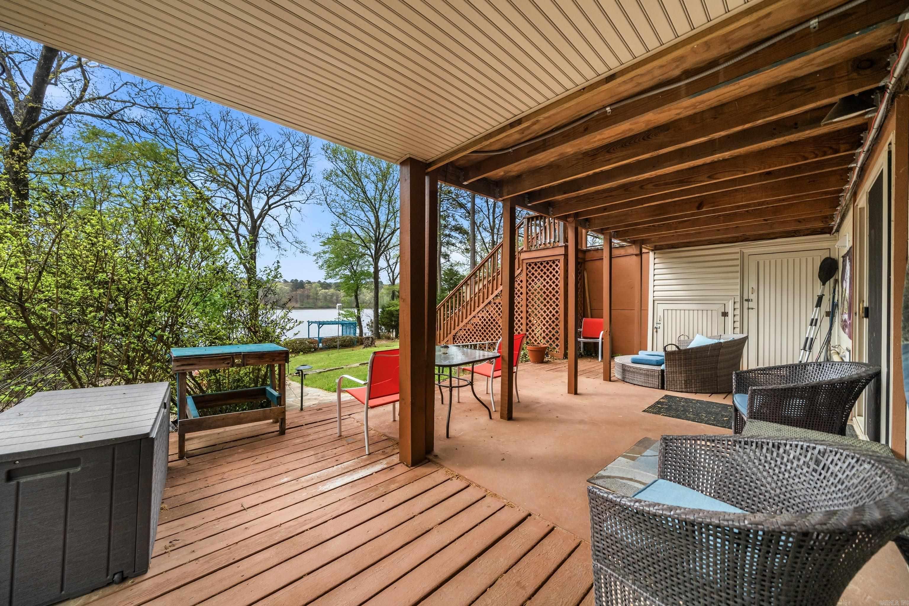104 Silverwood Pt Property Photo 34