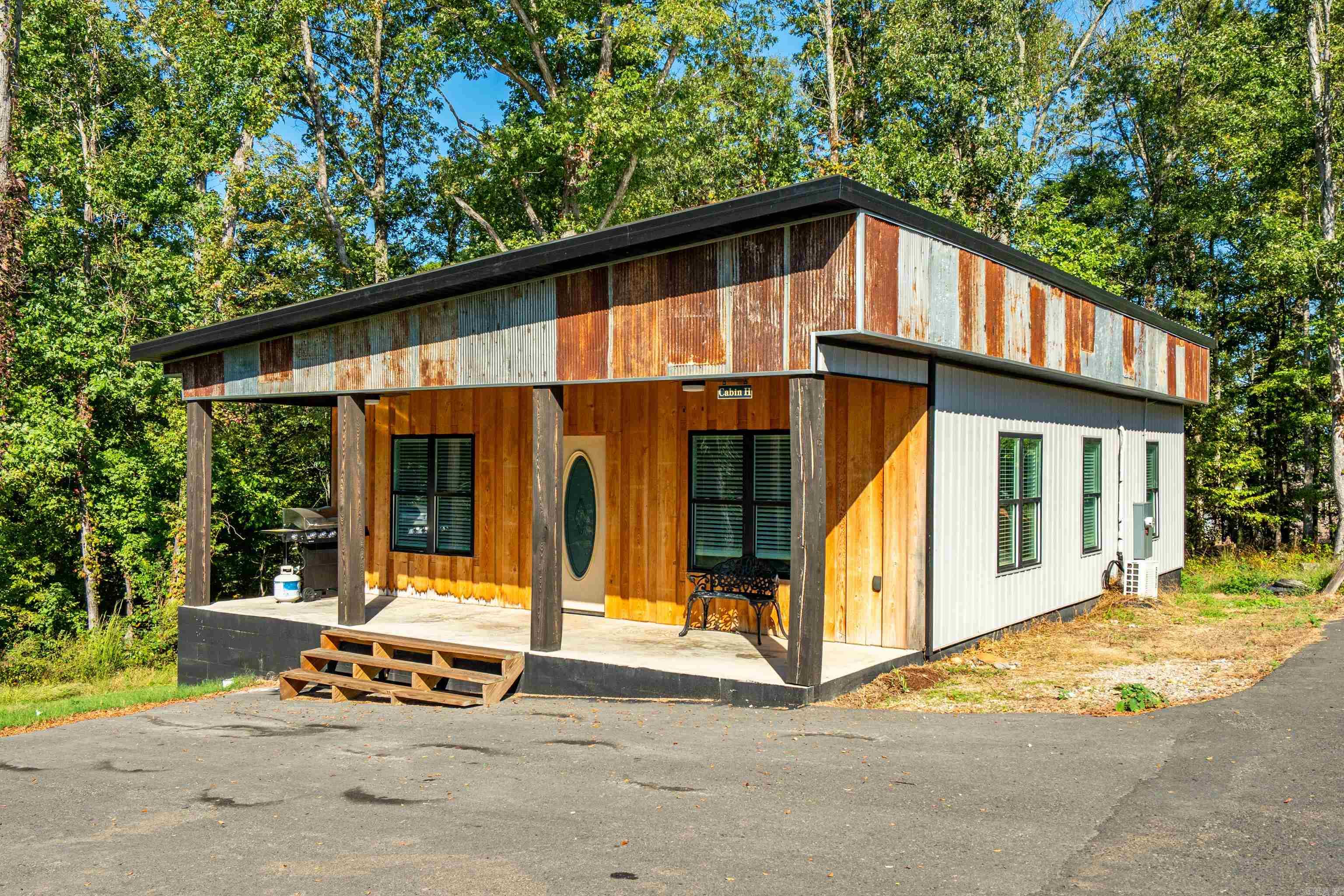 2777 Highway 290 Property Photo 20