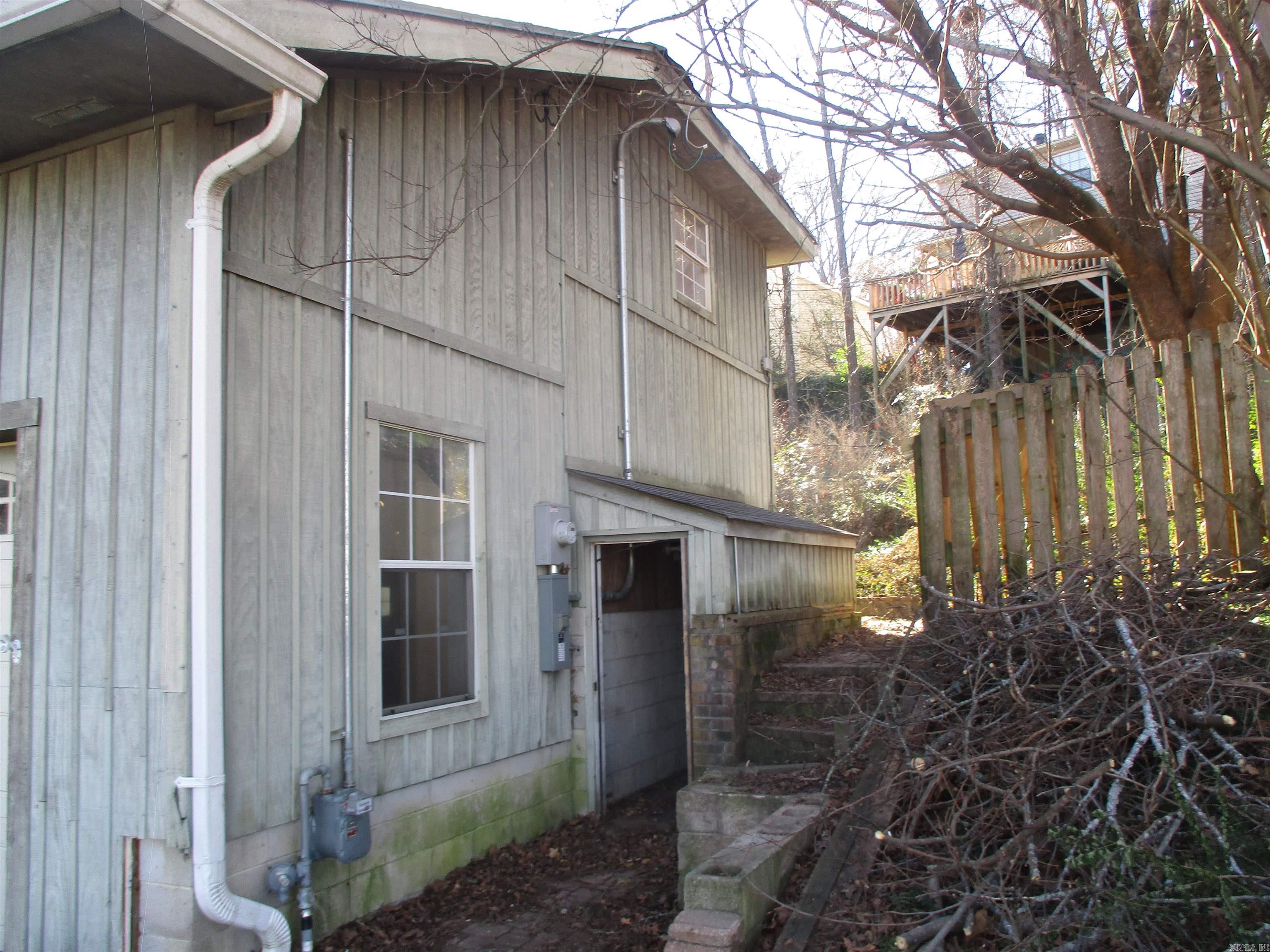 57 White Oak Lane Property Photo 8
