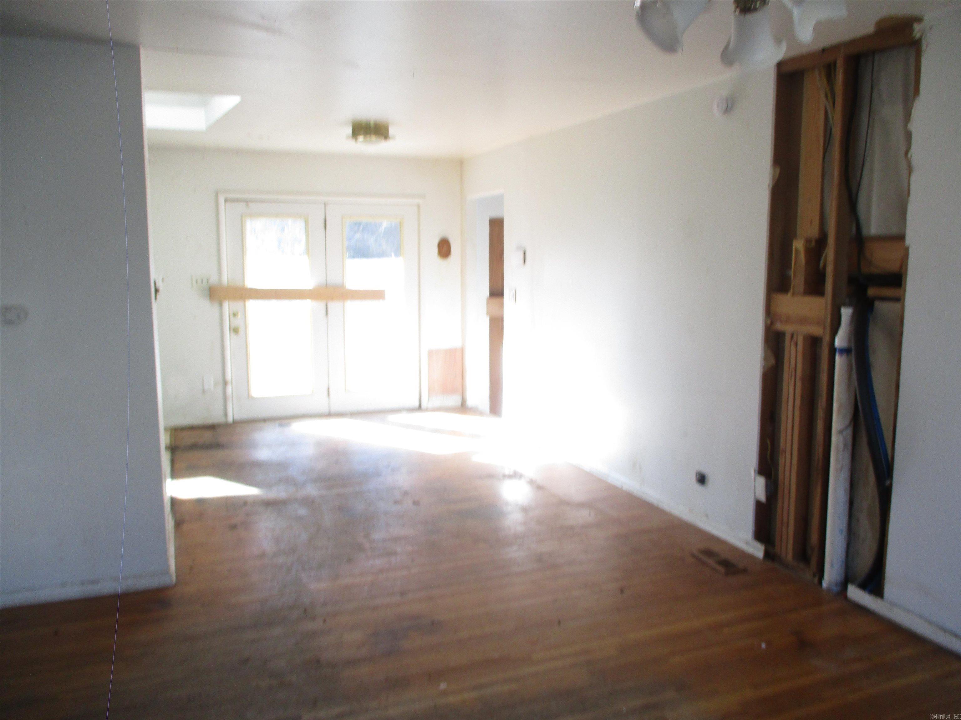 57 White Oak Lane Property Photo 11