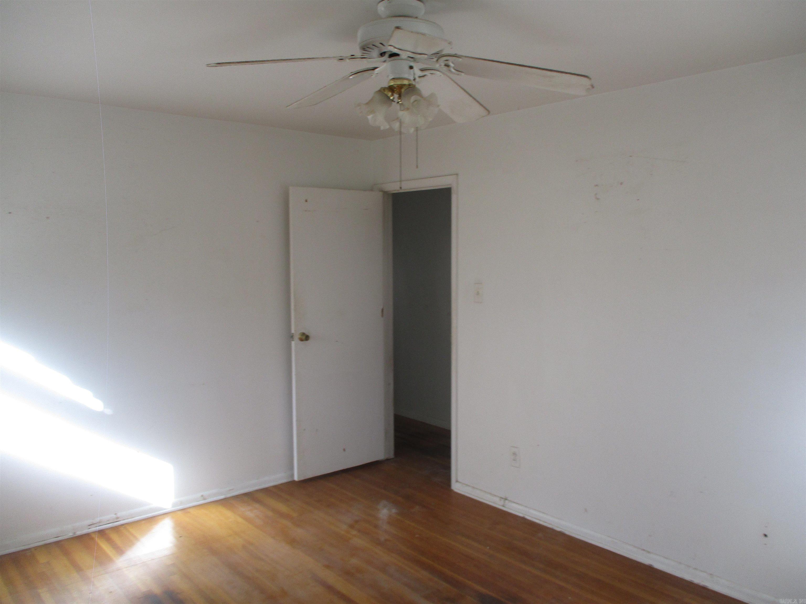 57 White Oak Lane Property Photo 17