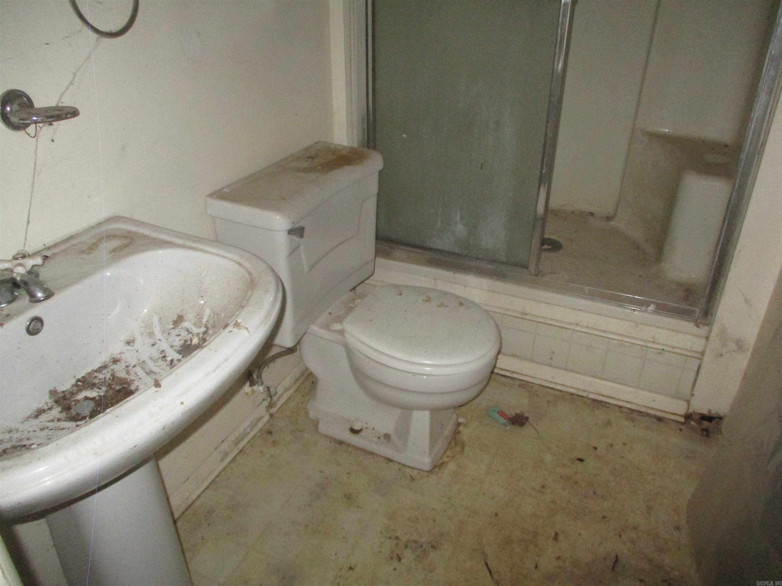 57 White Oak Lane Property Photo 30