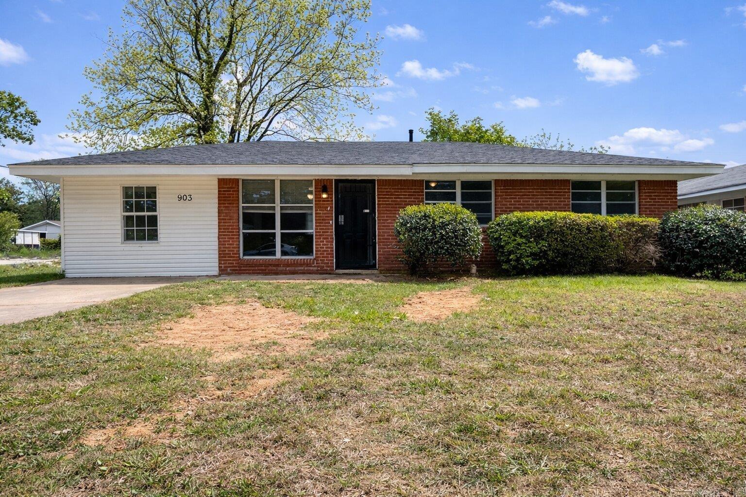 903 Belmont Dr Property Photo 1