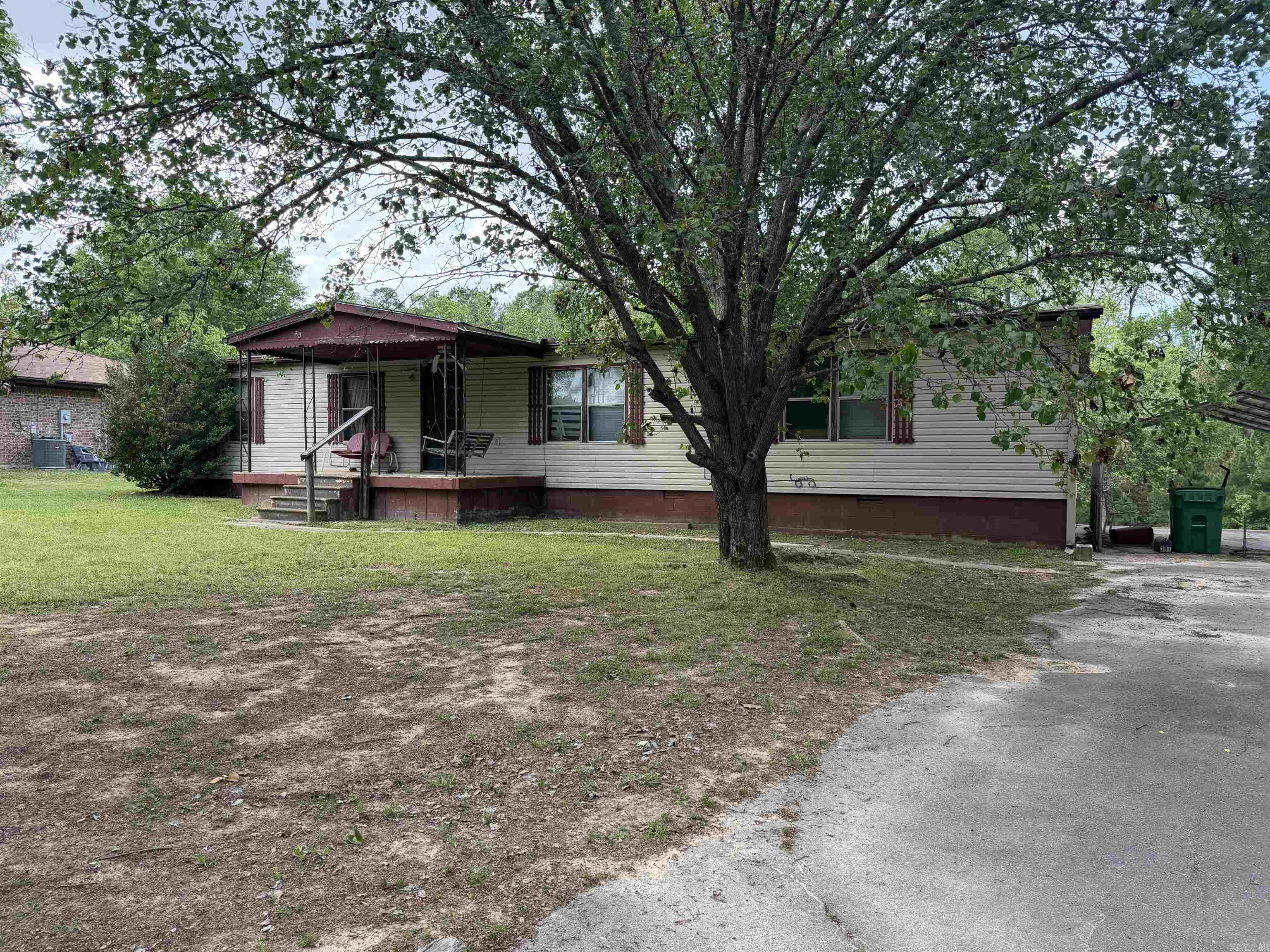 301 Turner Property Photo 1