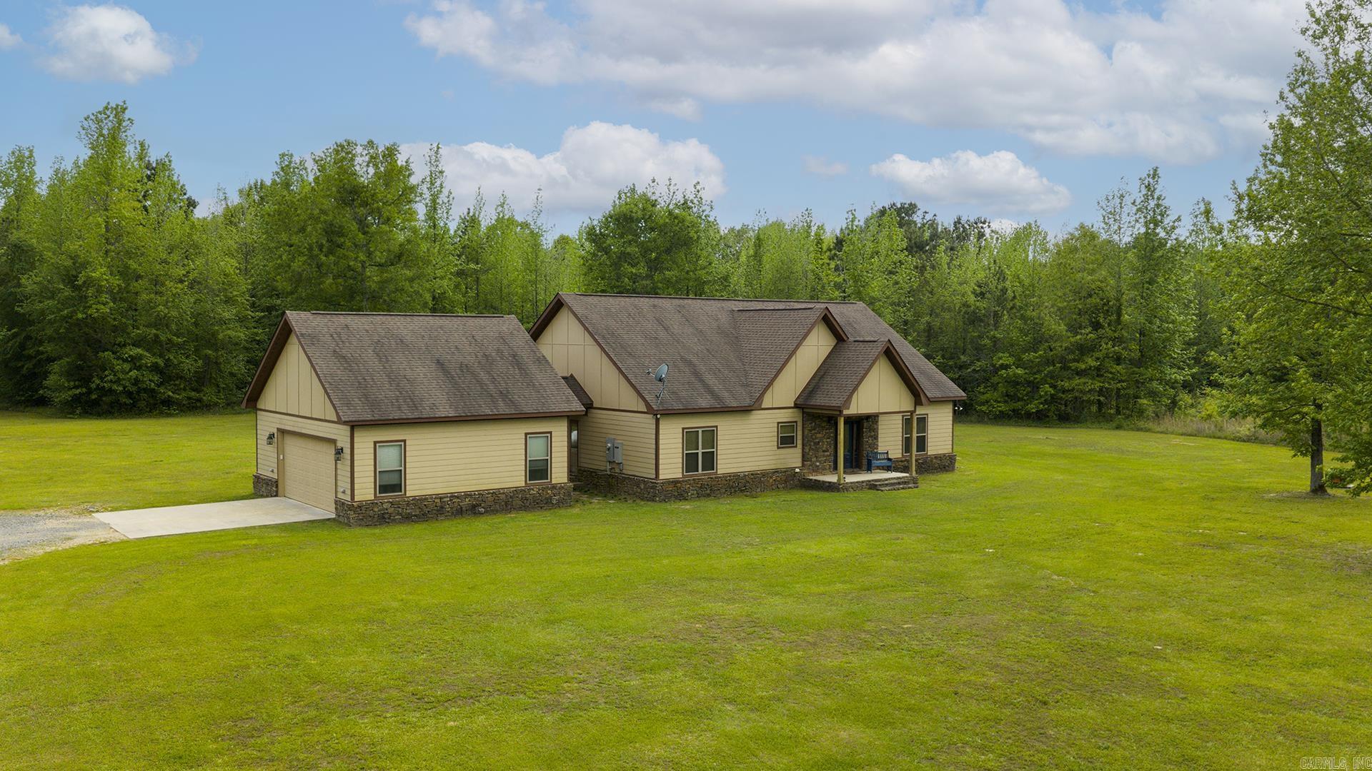181 Chapel Creek Road Property Photo 1