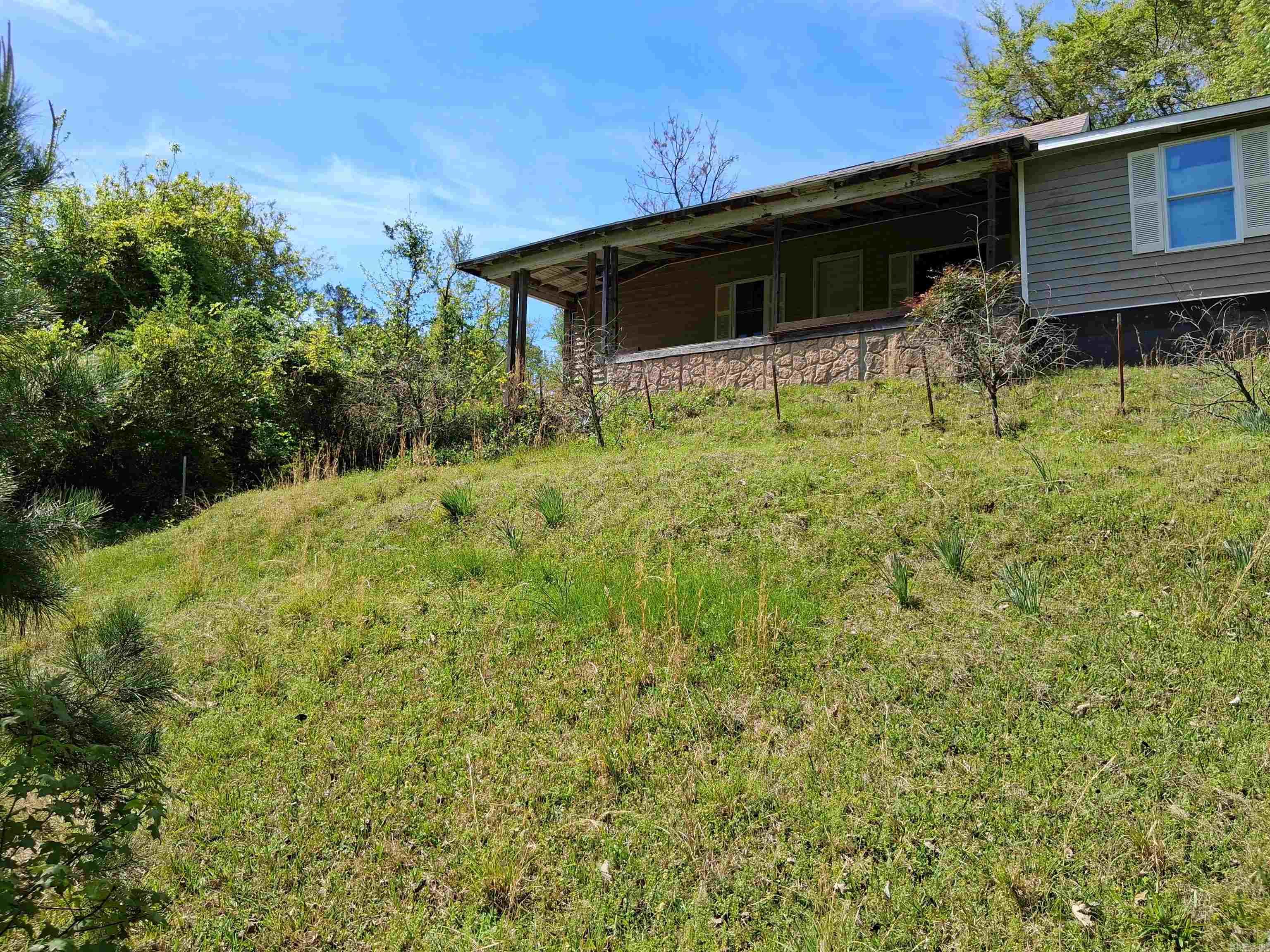 421 Holly Street Property Photo 11