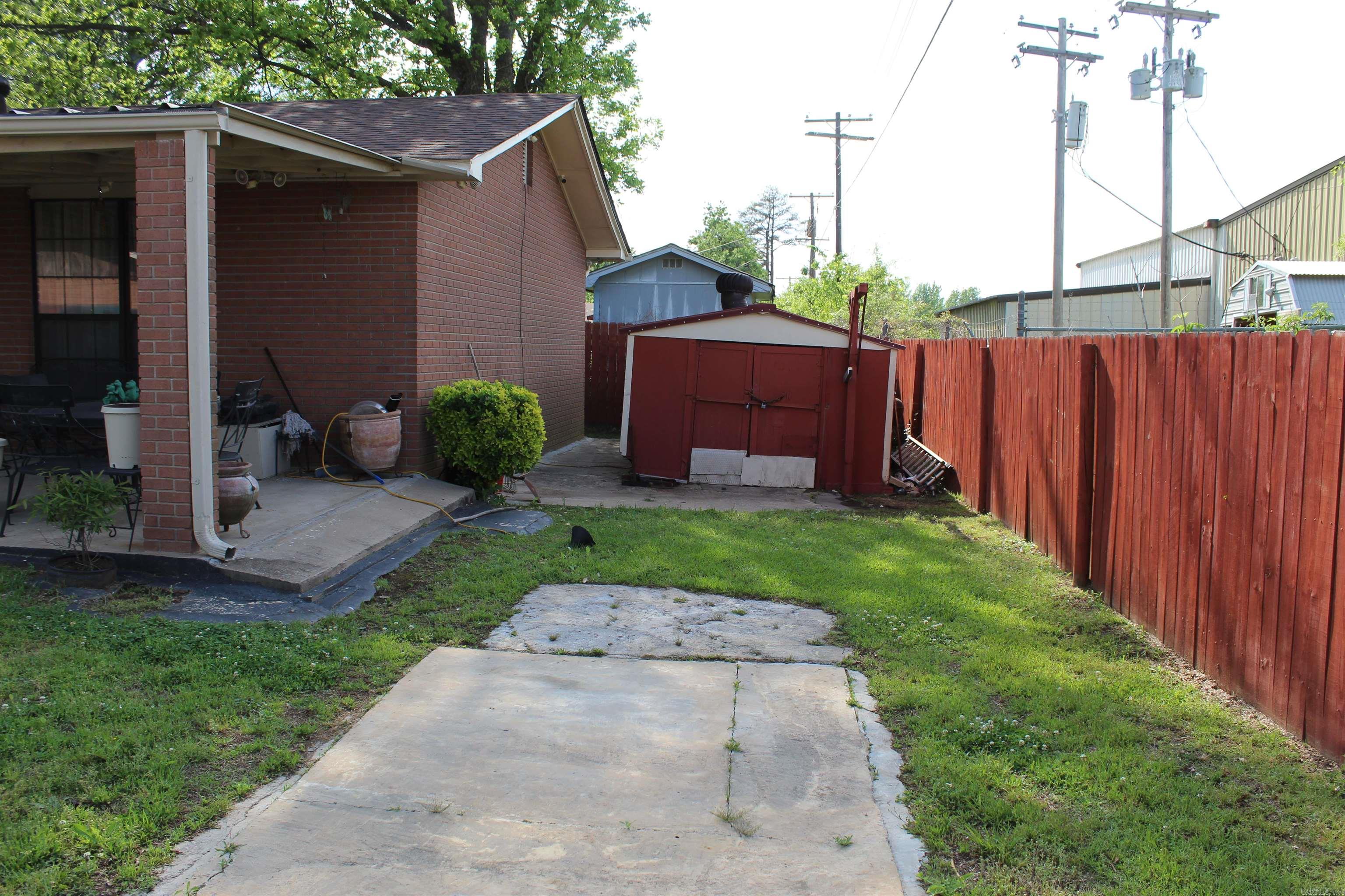 2713 E 10th Ave Property Photo 17