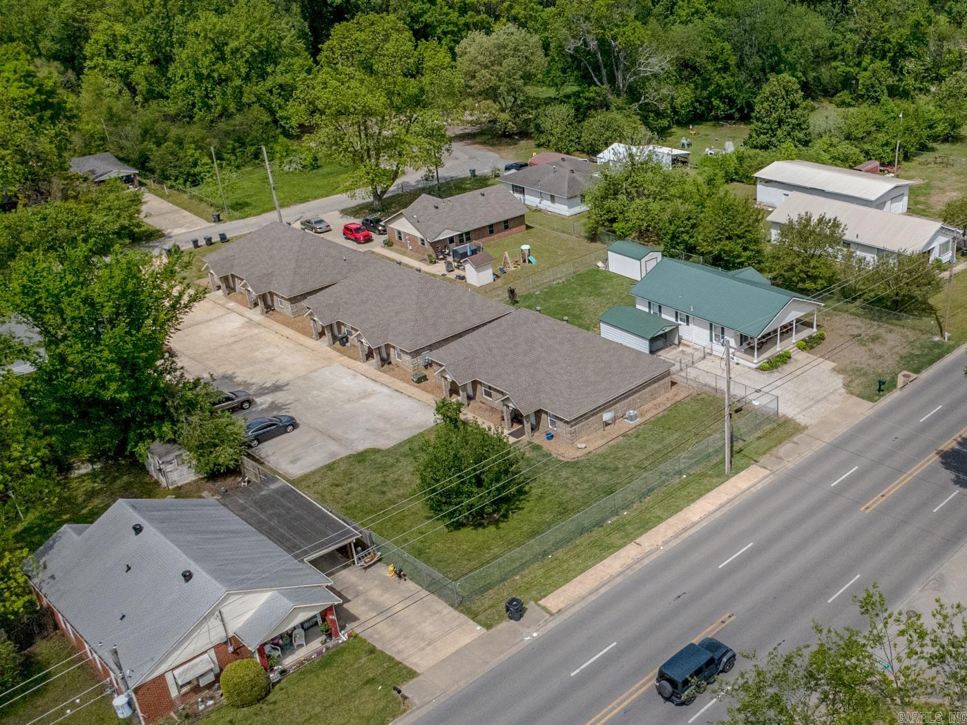 1012 N Main St Property Photo 21