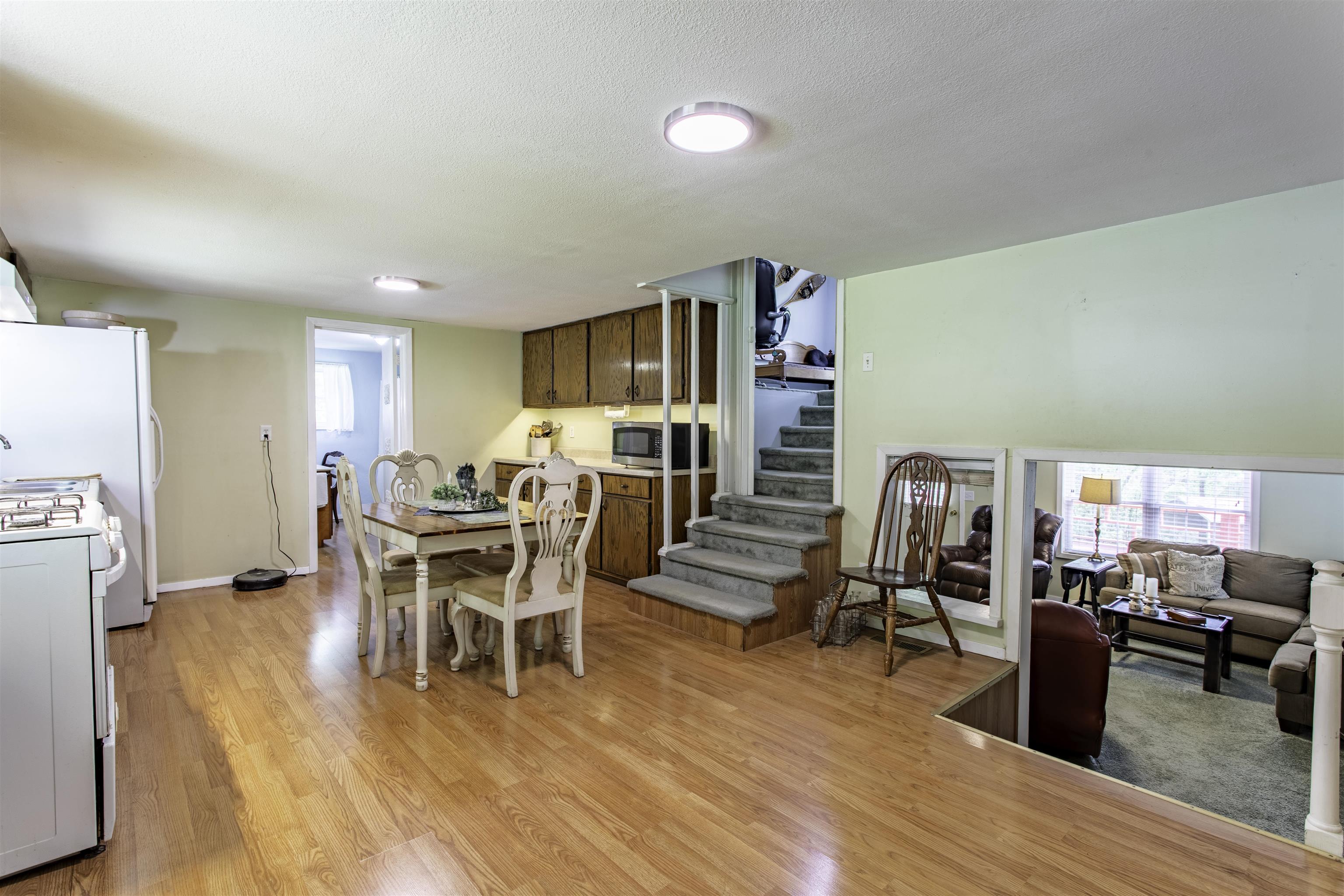 1063 Lawrence 106 Road Property Photo 10
