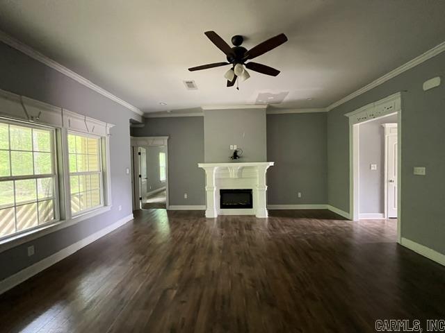 3905 Foster St Property Photo 5