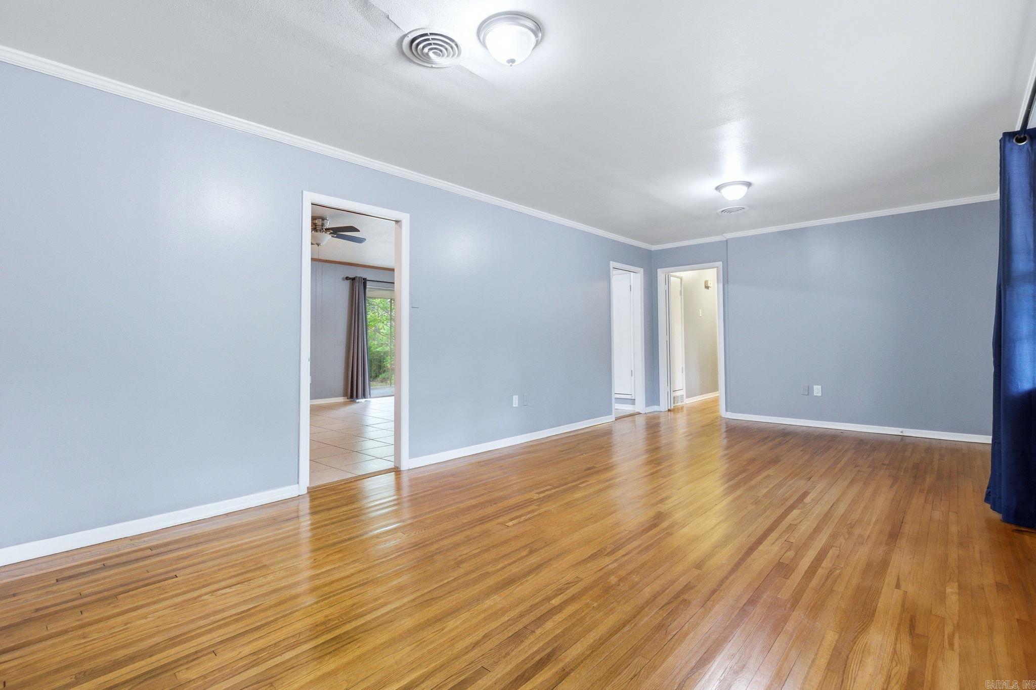 7311 W Markham Street Property Photo 15