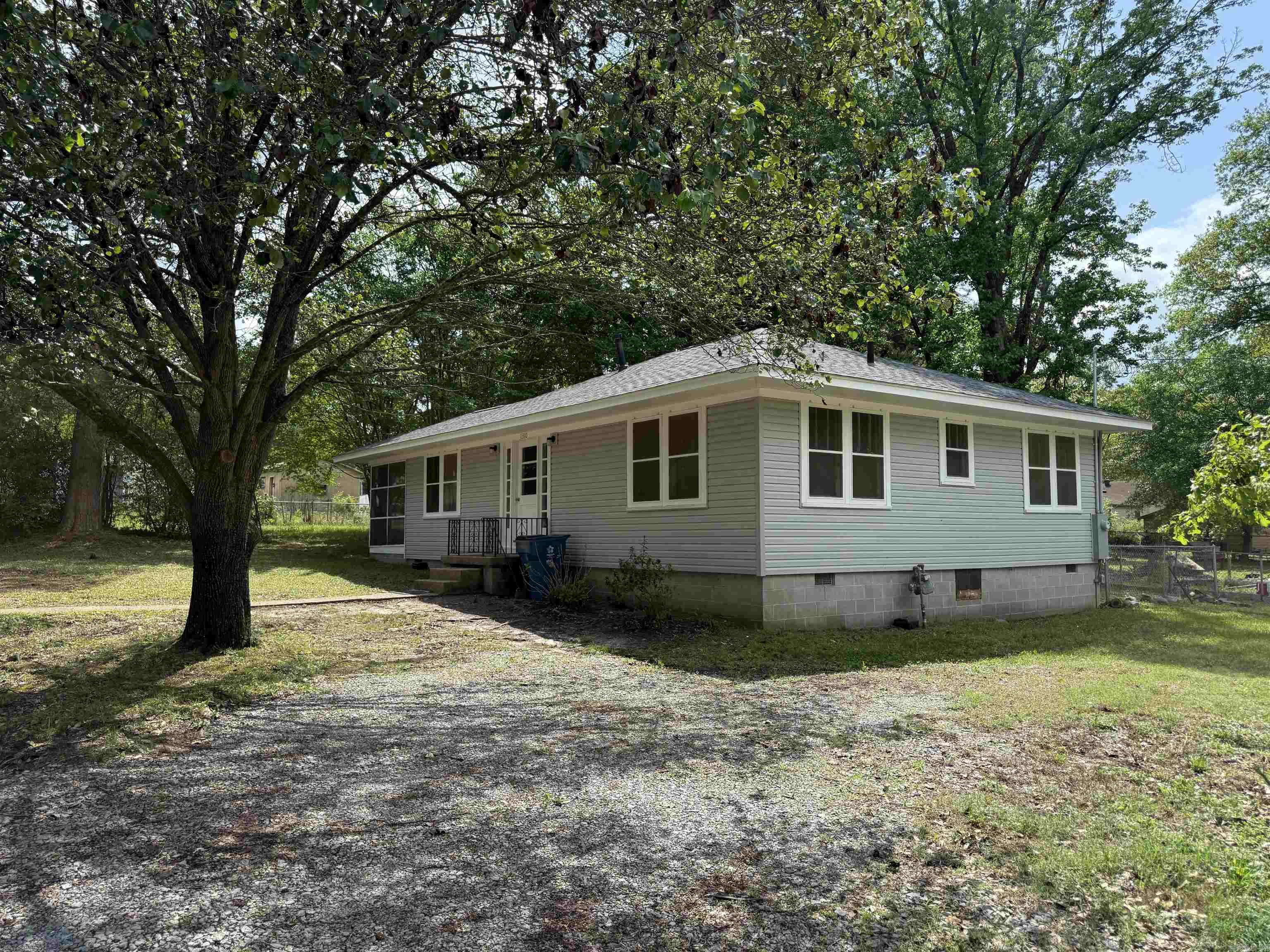1310 Roosevelt Street Property Photo 4