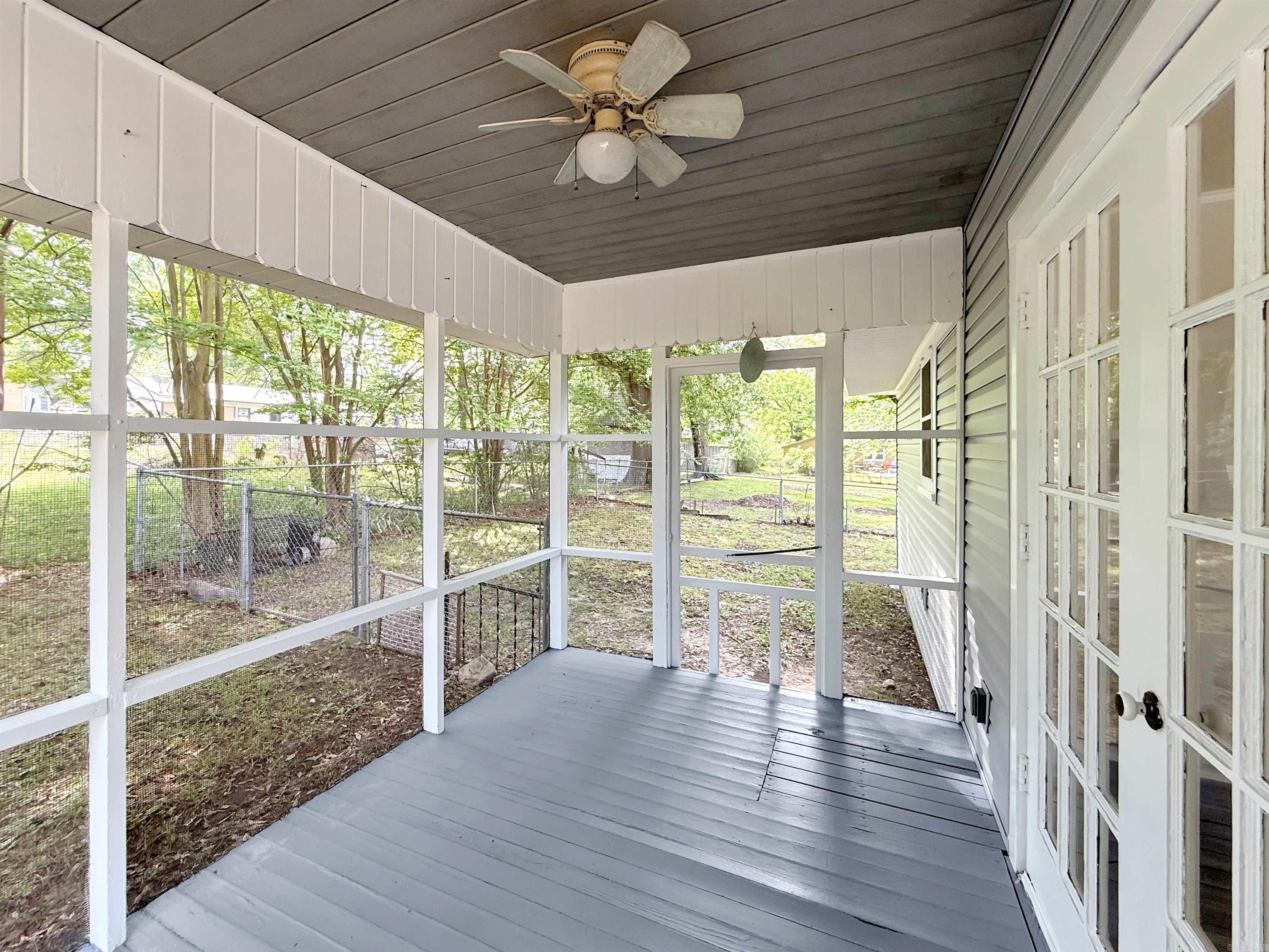 1310 Roosevelt Street Property Photo 11