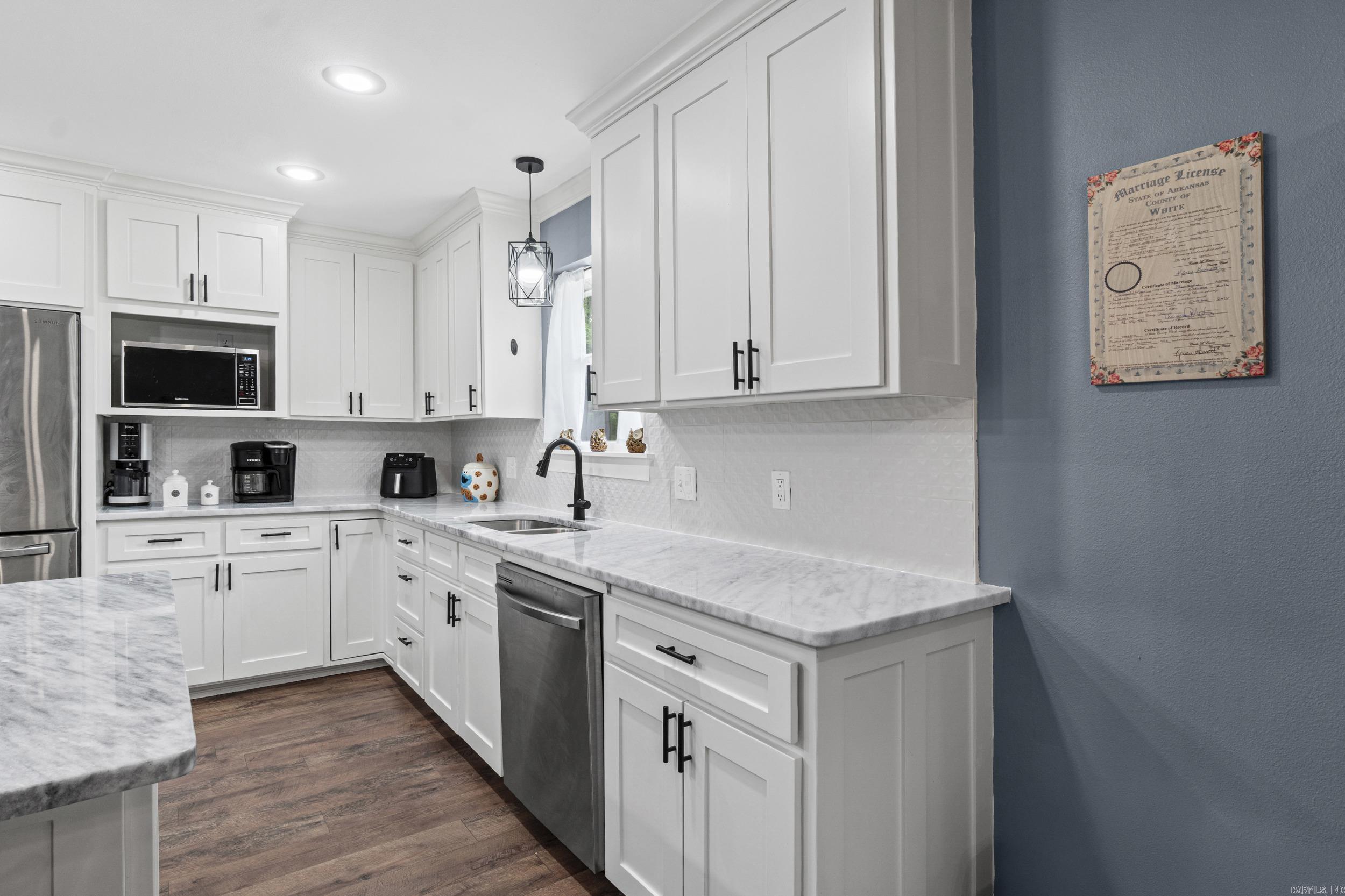 119 Bristle Cone Road Property Photo 8