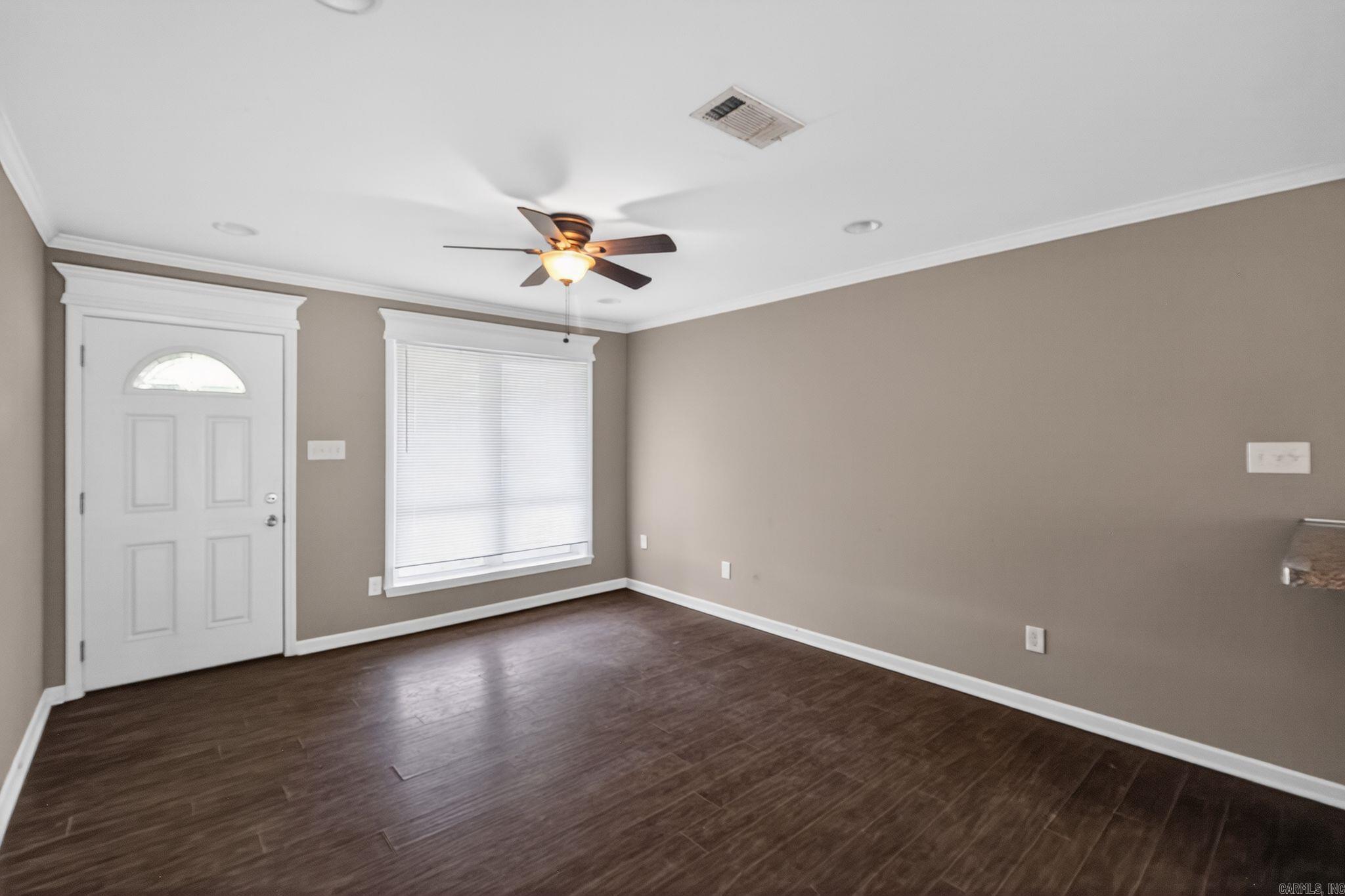 10209 Milkyway Dr Property Photo 12