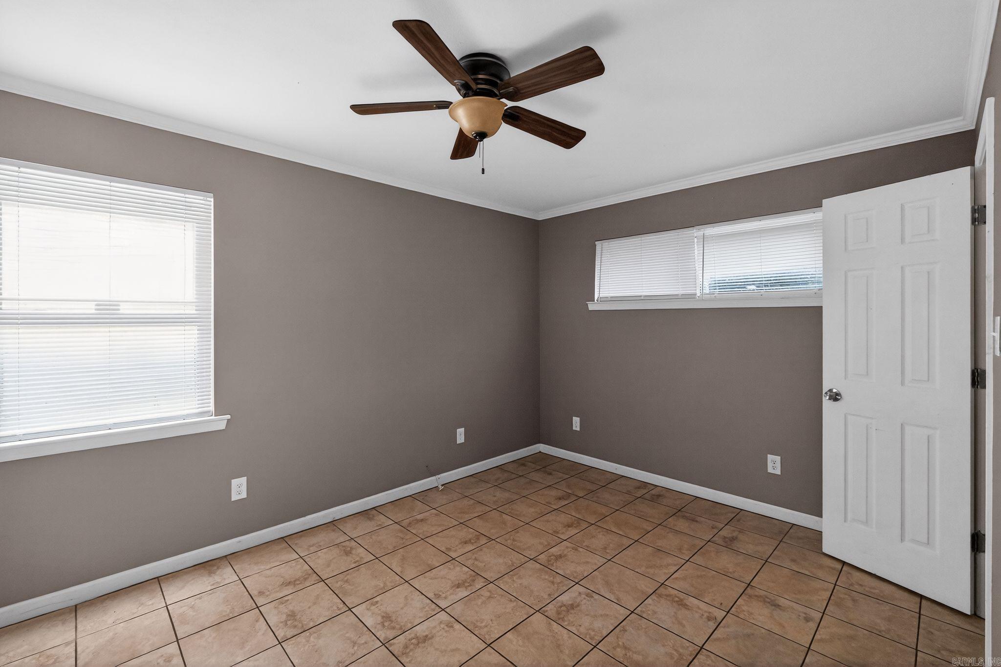 10209 Milkyway Dr Property Photo 15