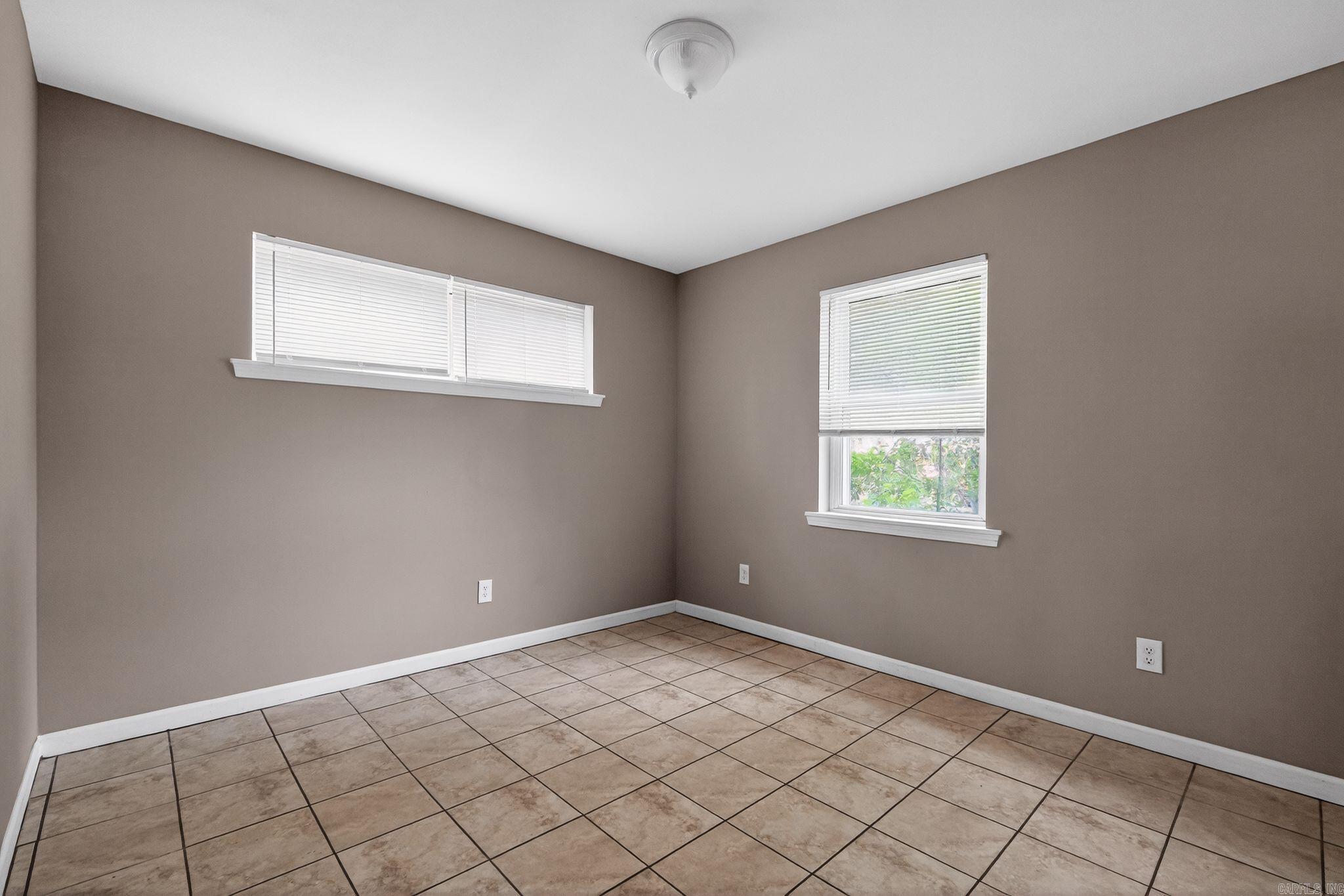 10209 Milkyway Dr Property Photo 17