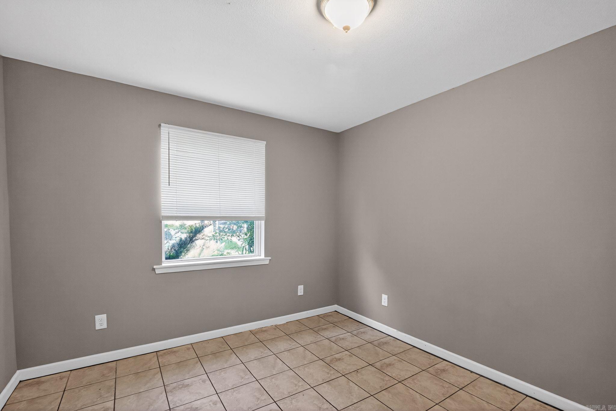 10209 Milkyway Dr Property Photo 18